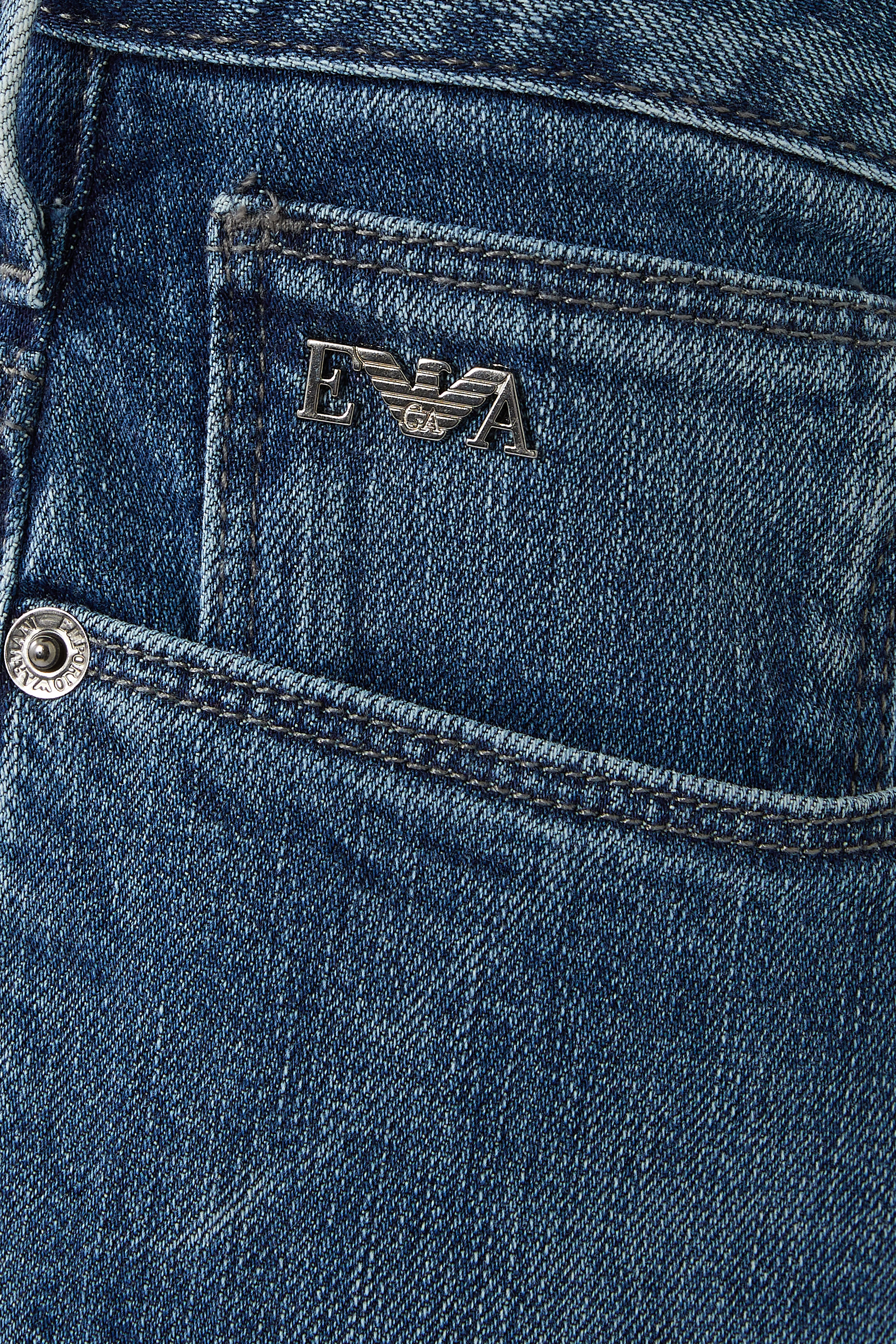 بنطال جينز جي 06 بقصة ضيقة