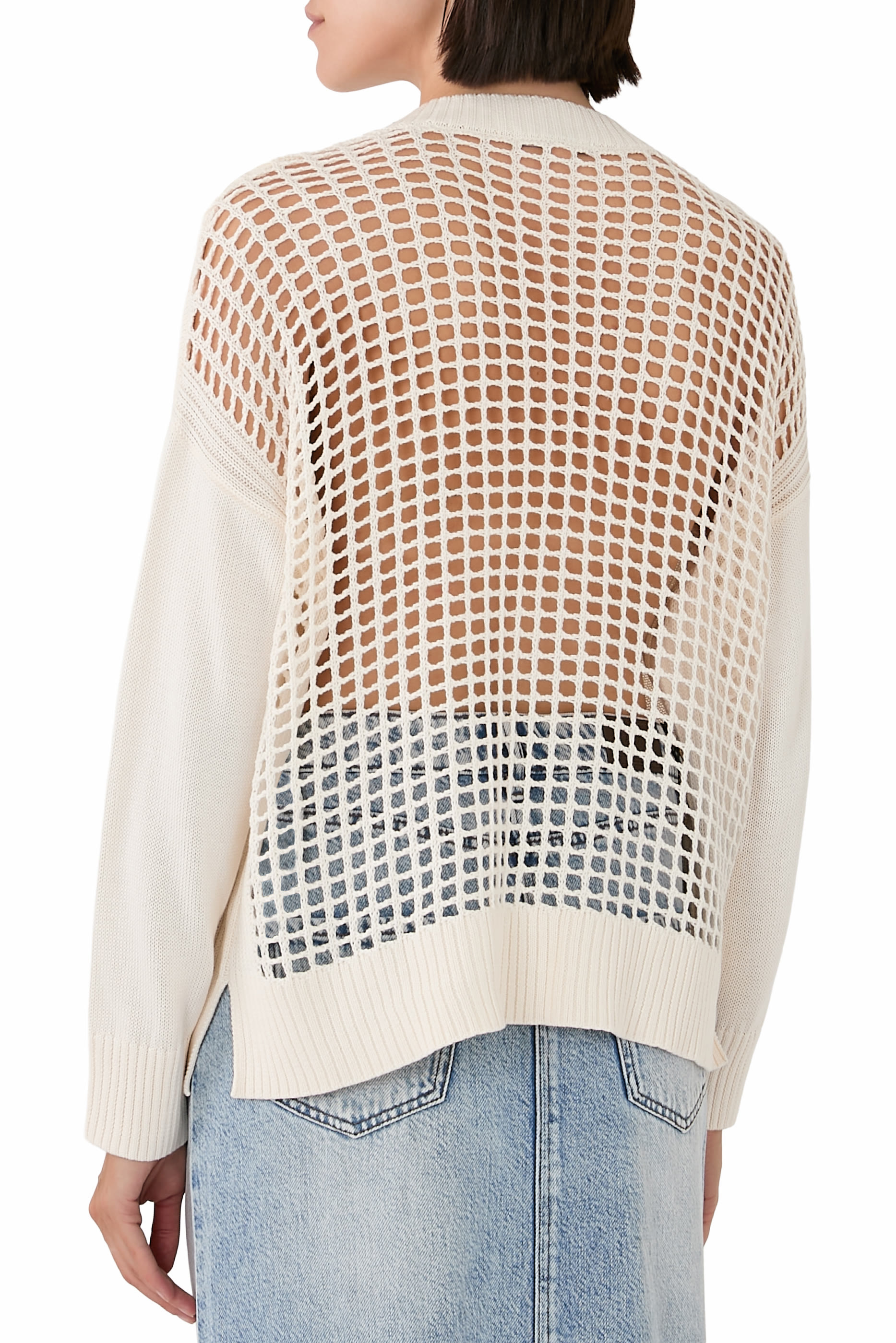 سويت شيرت بياقة شكل حرف V