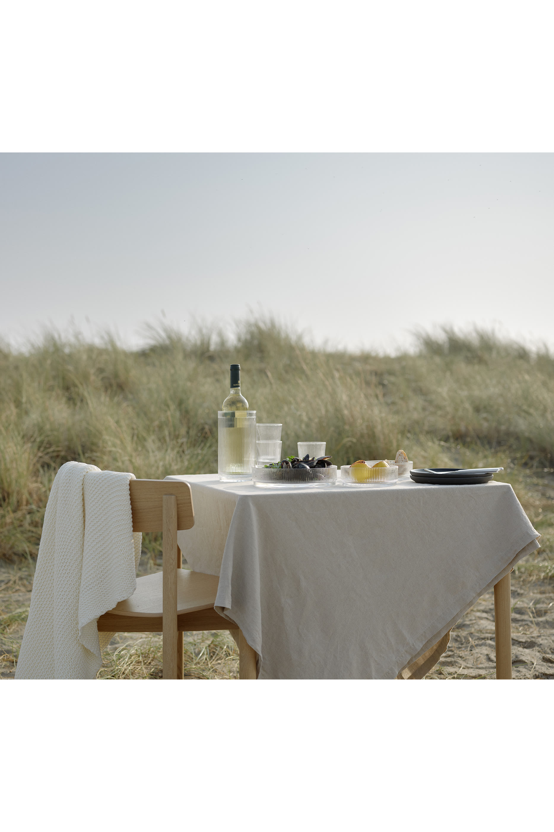 وعاء تقديم بيلاسترو