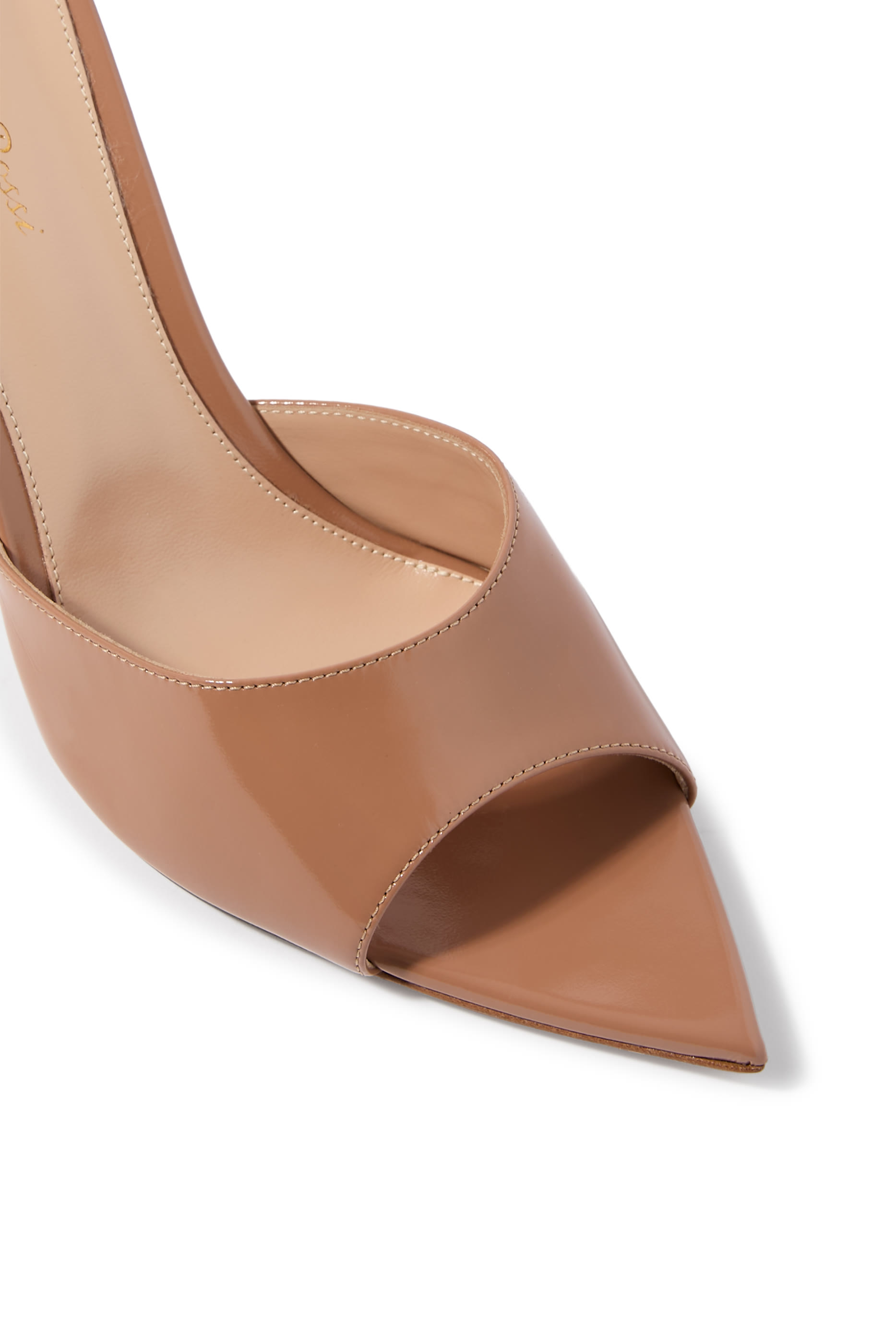 حذاء إيل 85 مفتوح من الخلف 