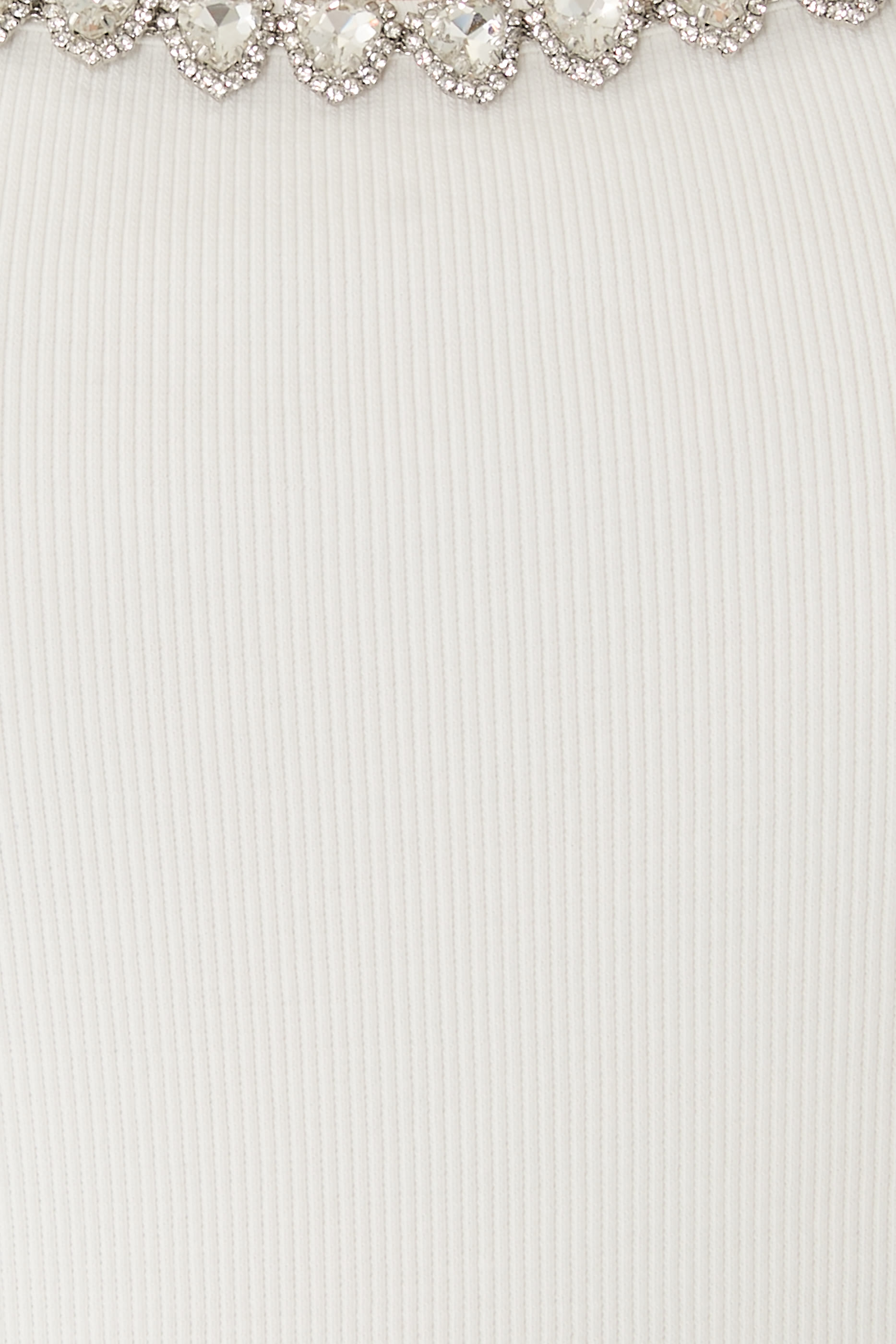 بلوزة بلا أكمام بأحجار براقة