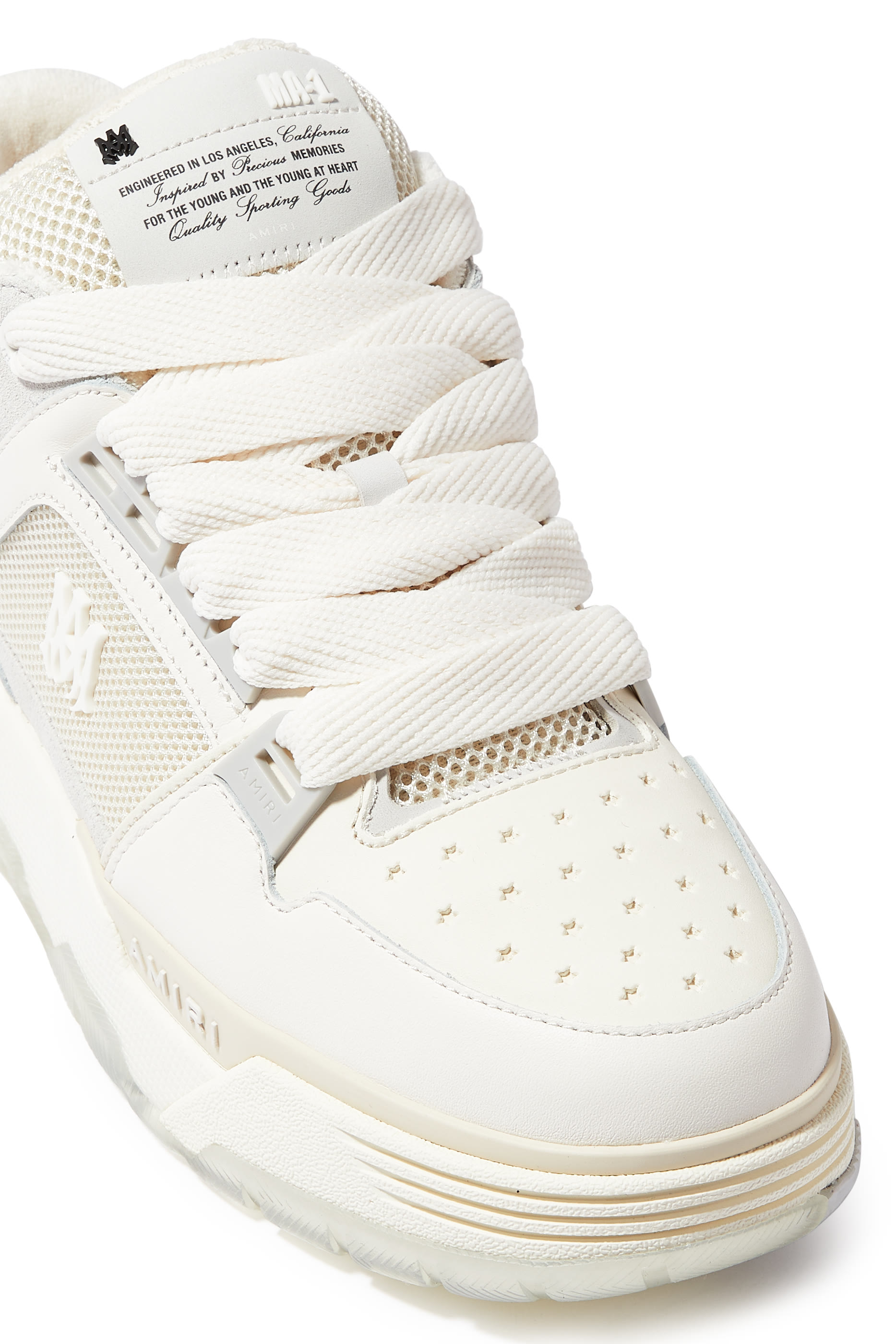 سنيكرز ام ايه-1