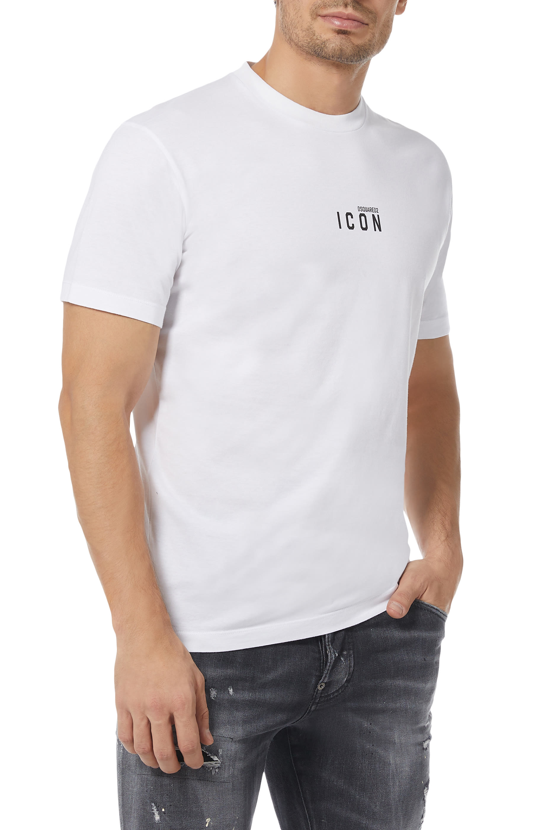 تيشيرت بطبعة شعار الماركة بحجم صغير