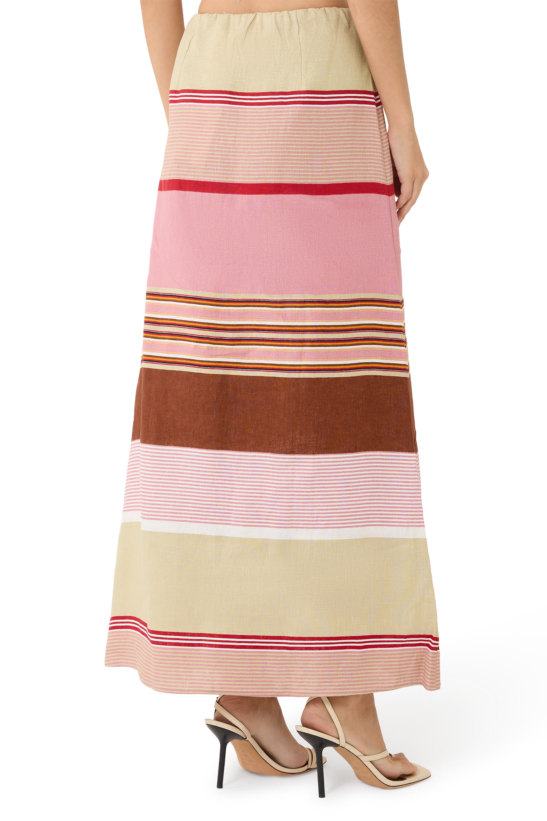 تنورة مارتينا طويلة