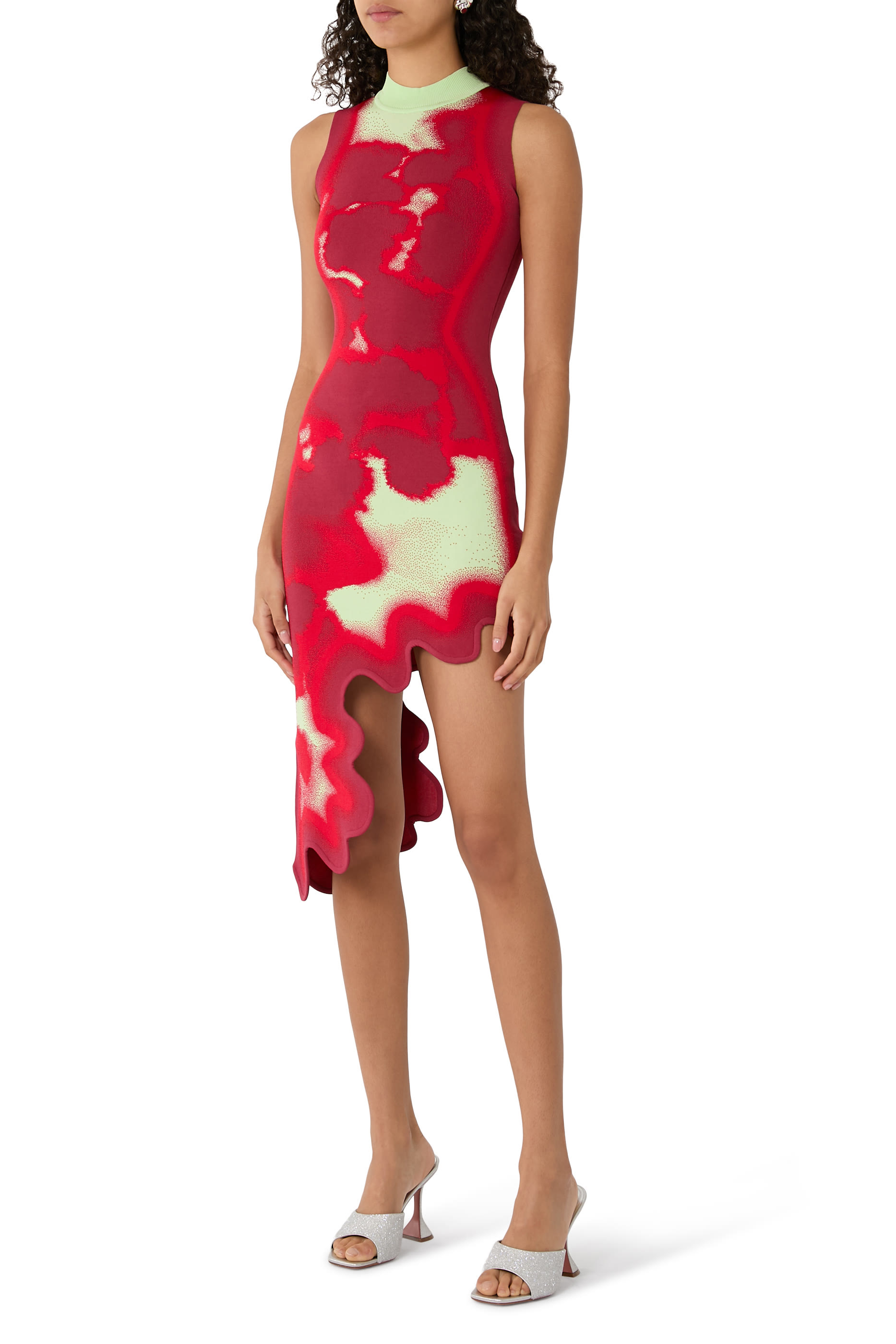 فستان بروكلين بحافة مموجة ونقشة مصبوغة بالعقد والربط