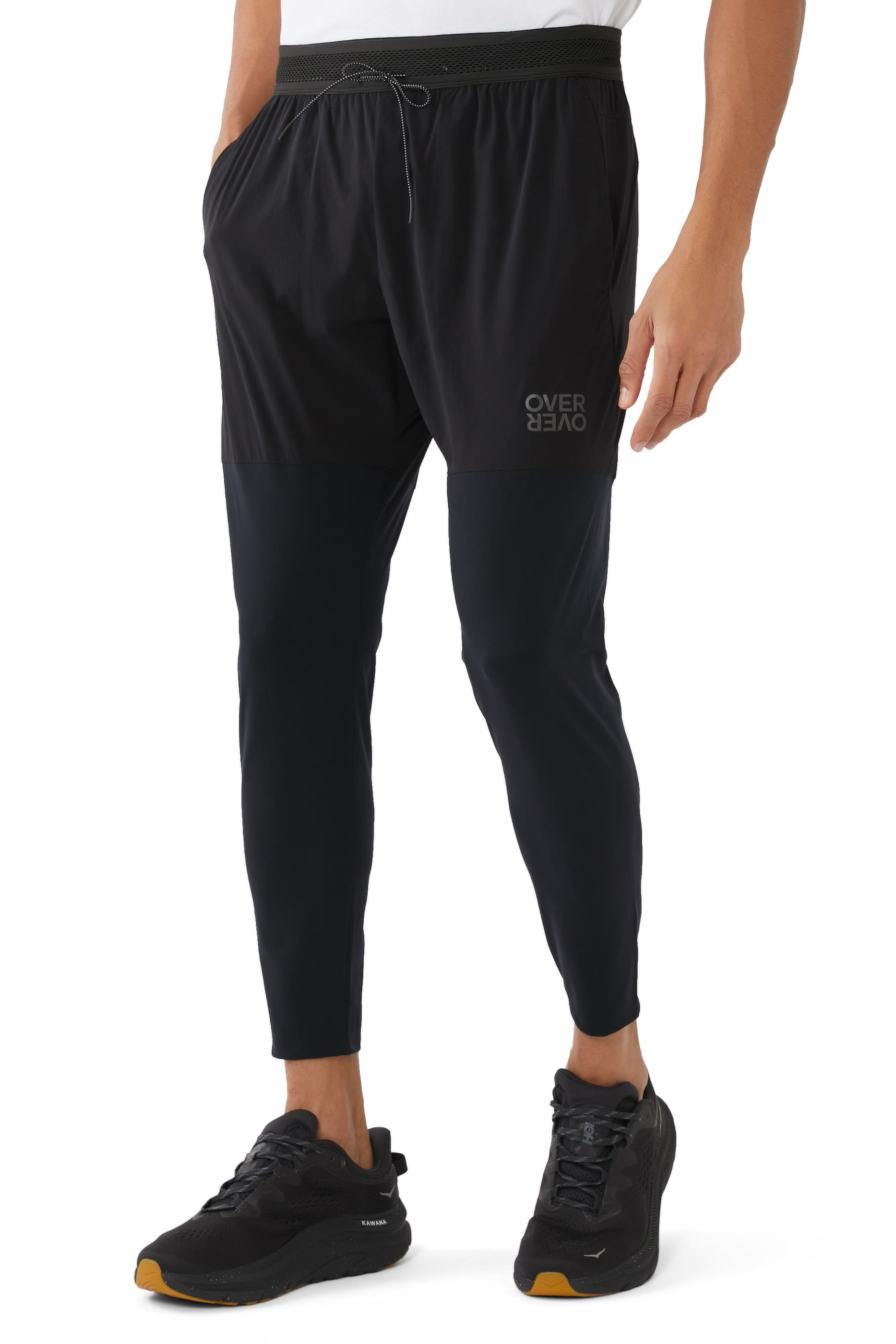 بنطال رياضي بشعار الماركة