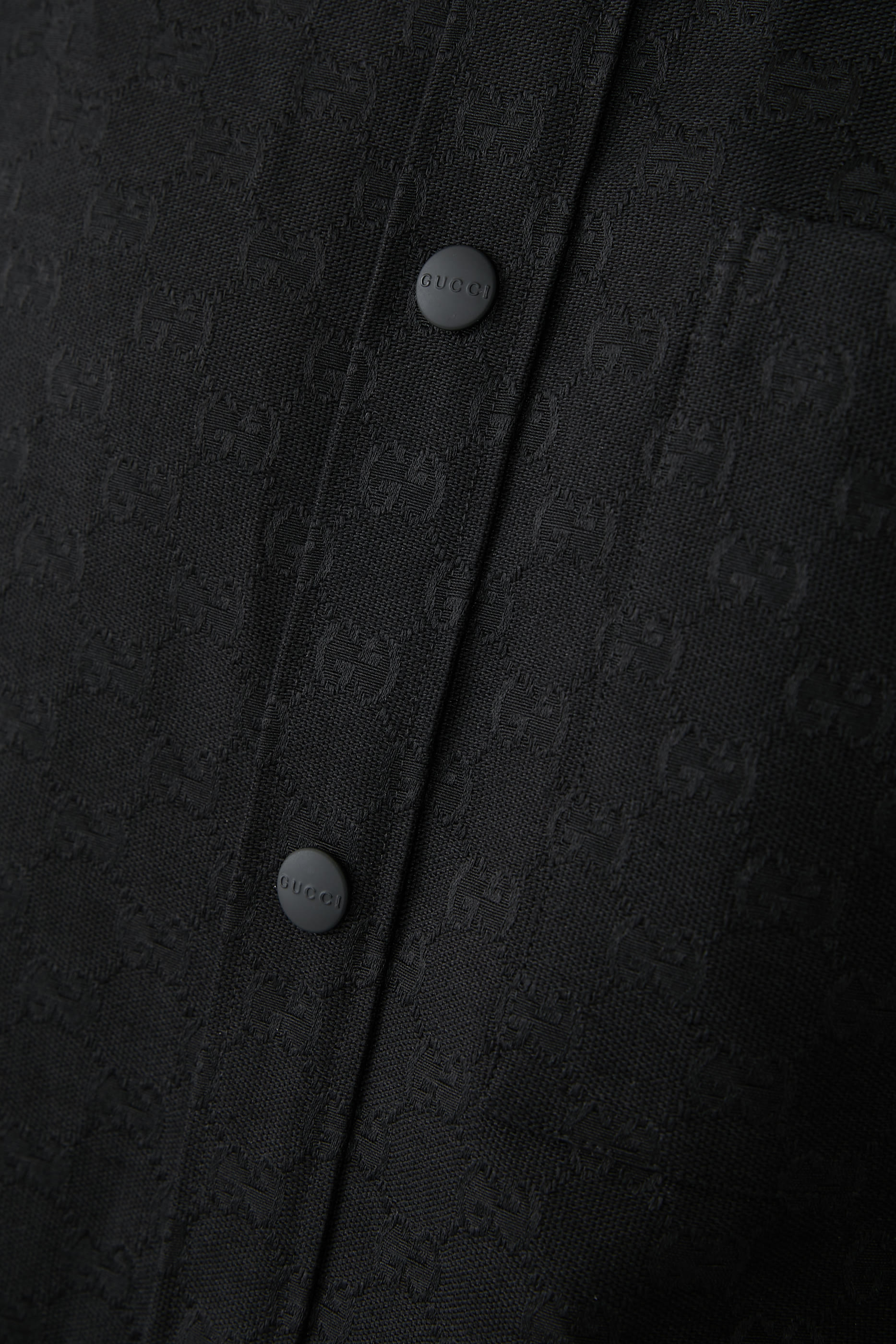 قميص قماش قنب بنقشة حرفي شعار الماركة