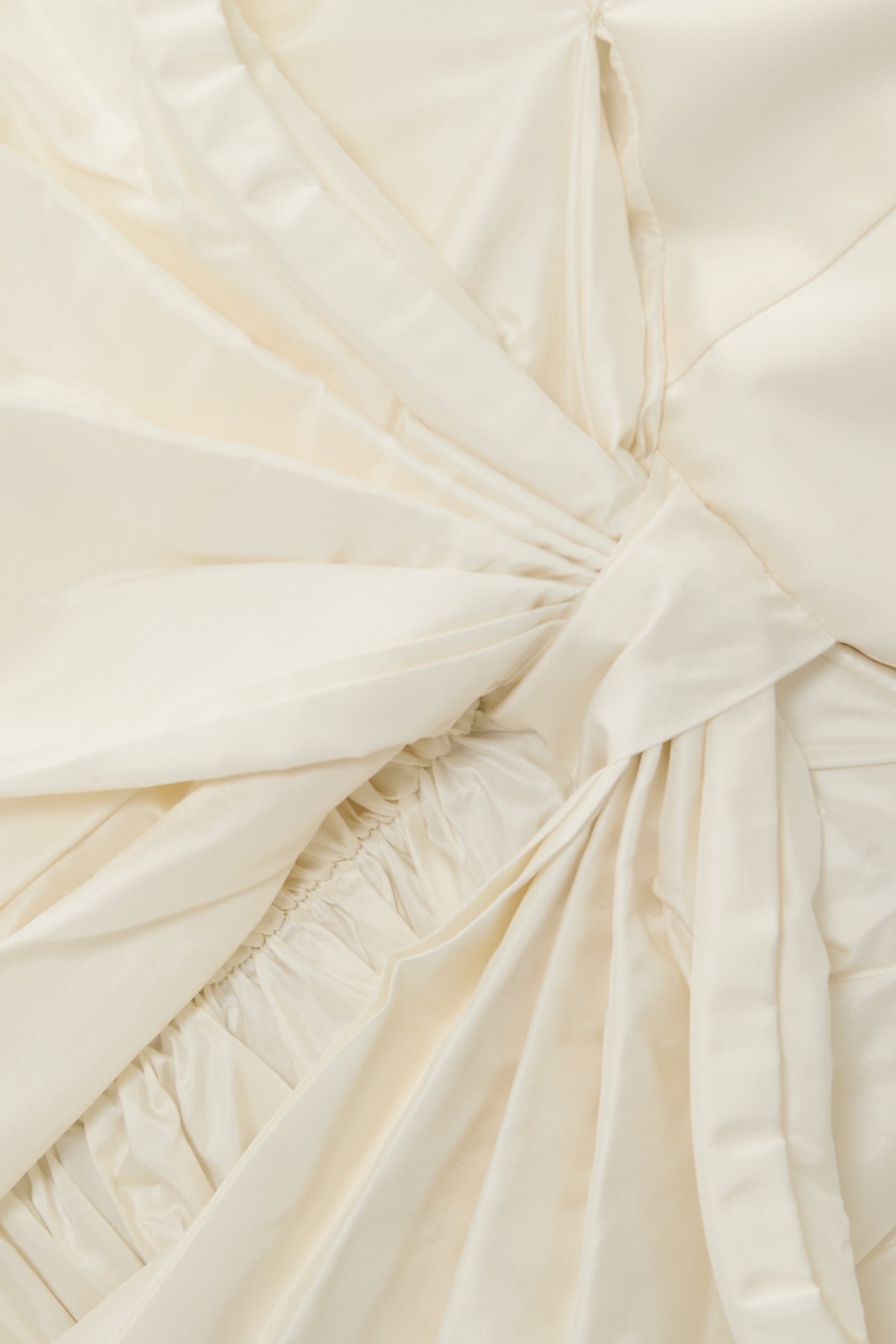 فستان بفيونكة ستان