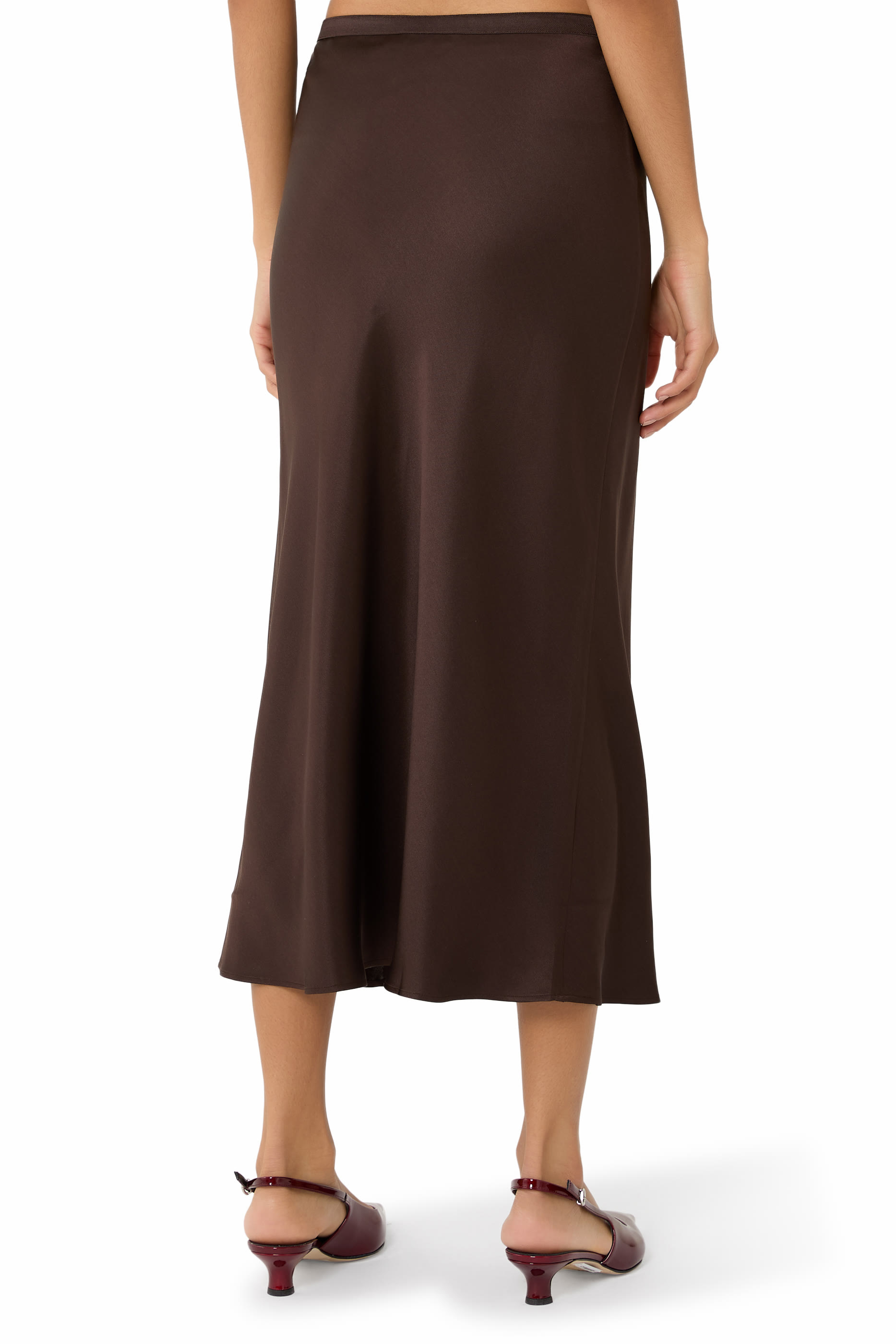 تنورة بار حرير