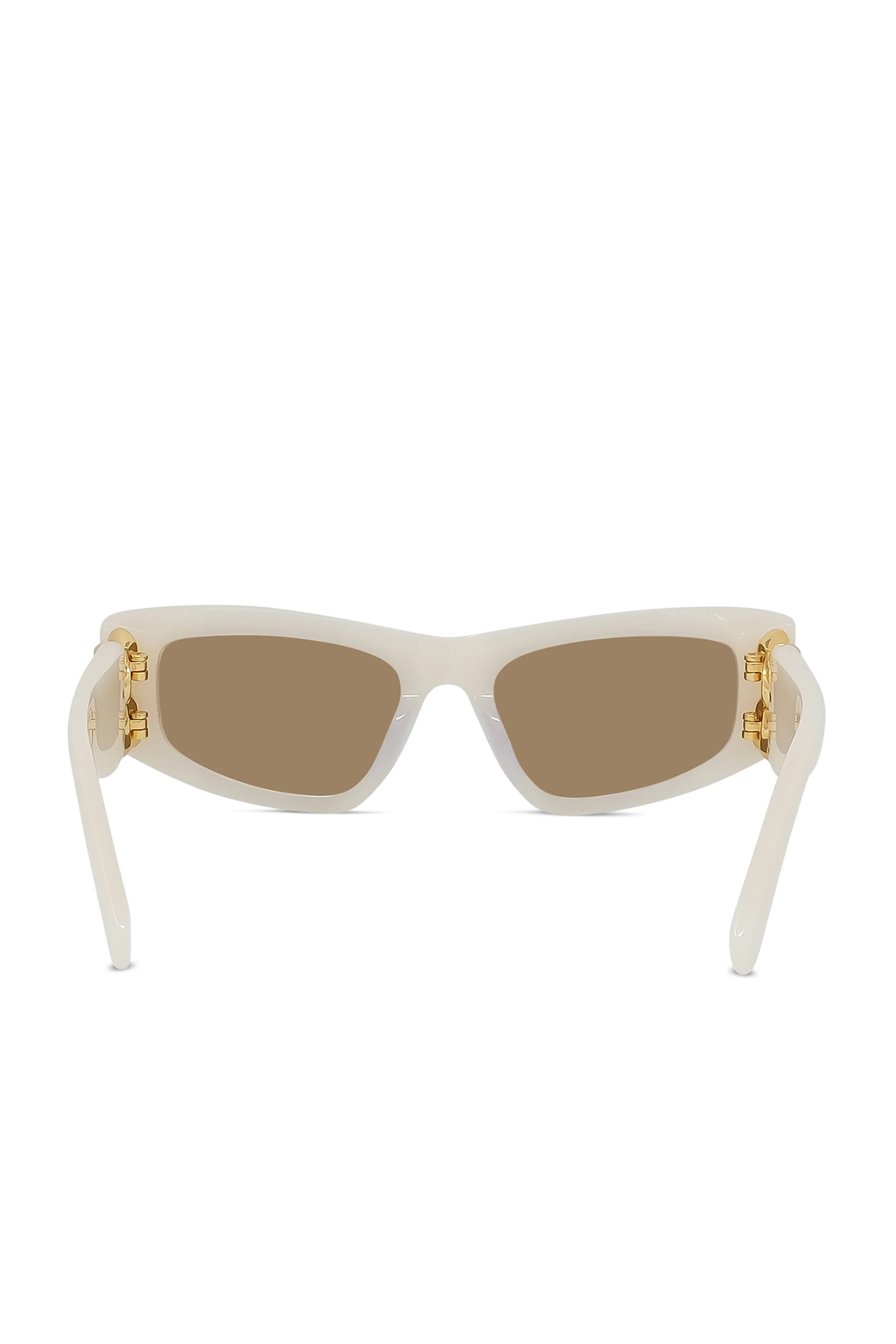 نظارة شمسية بإطار بيضاوي سميك