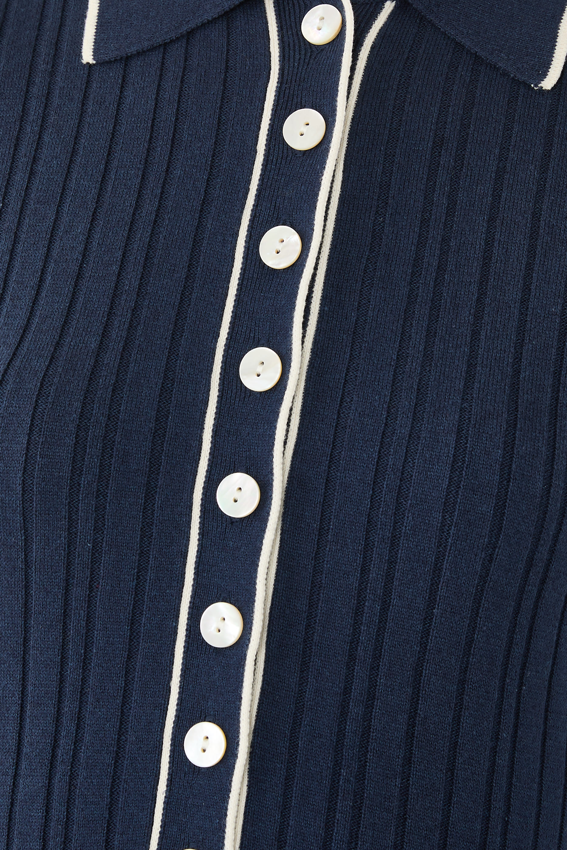 فستان بينيلوبي