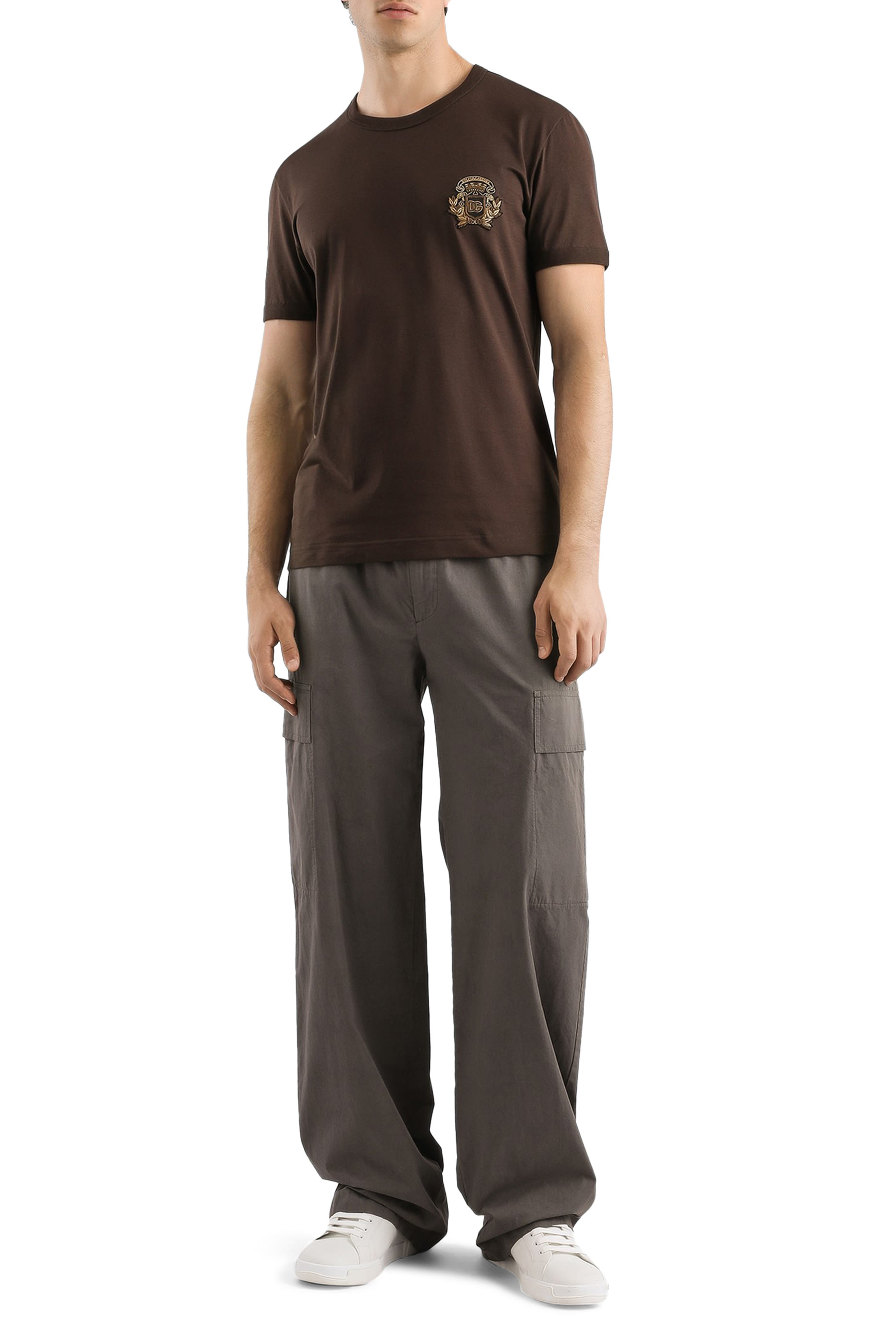 تيشيرت برقعة بشعار الماركة بتصميم دروع الفروسية قطن