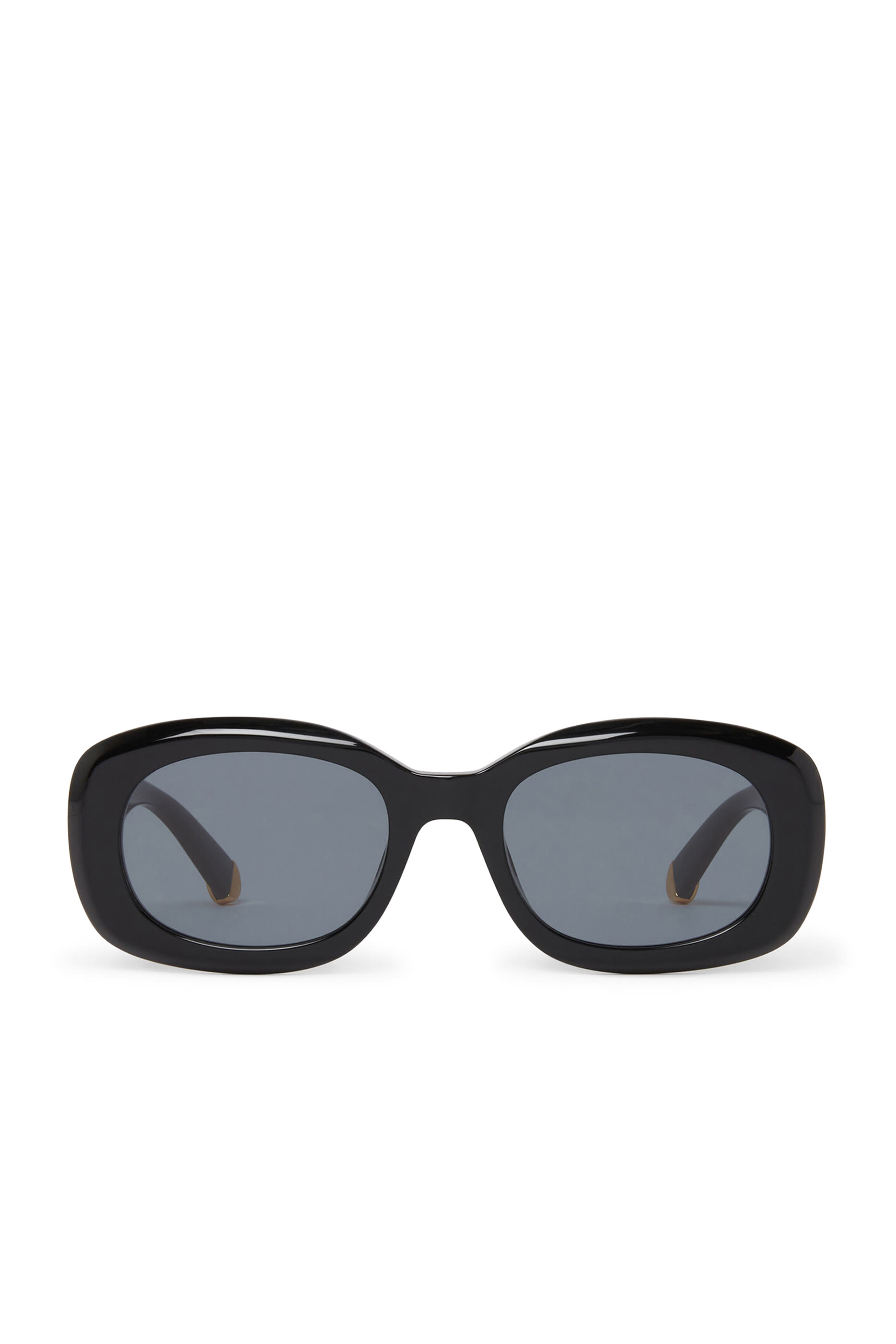 نظارة شمسية بإطار بيضاوي بشعار الماركة