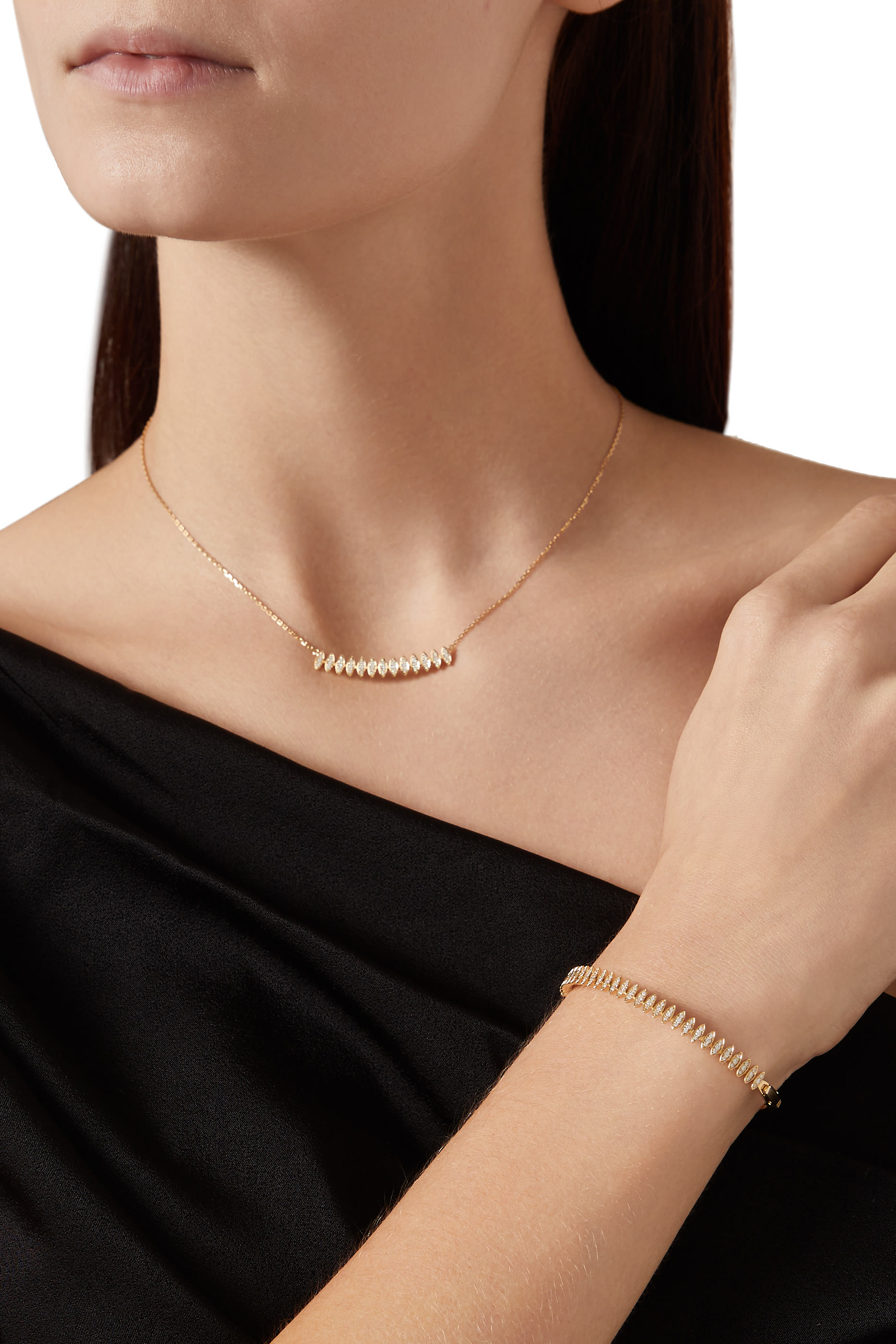 قلادة صغيرة برق مرصعة بماس ماركيز، ذهب أصفر عيار 18