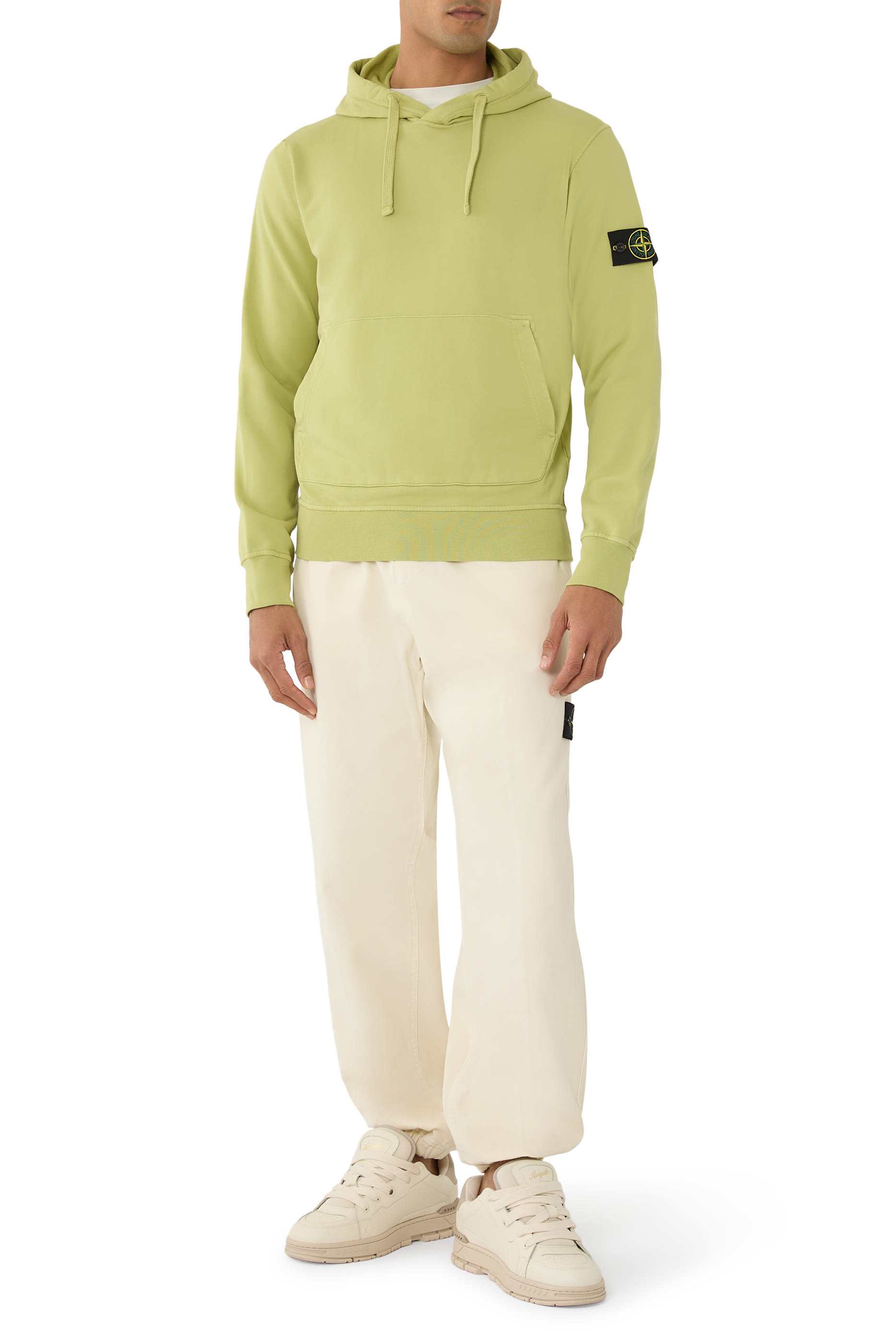 بنطال رياضي بقصة فضفاضة