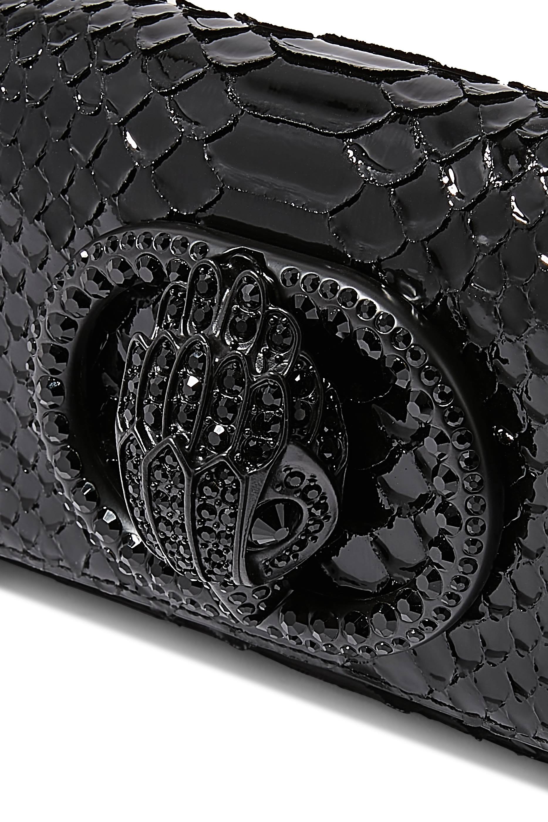 كلاتش تشيلسي بتصميم مستطيل