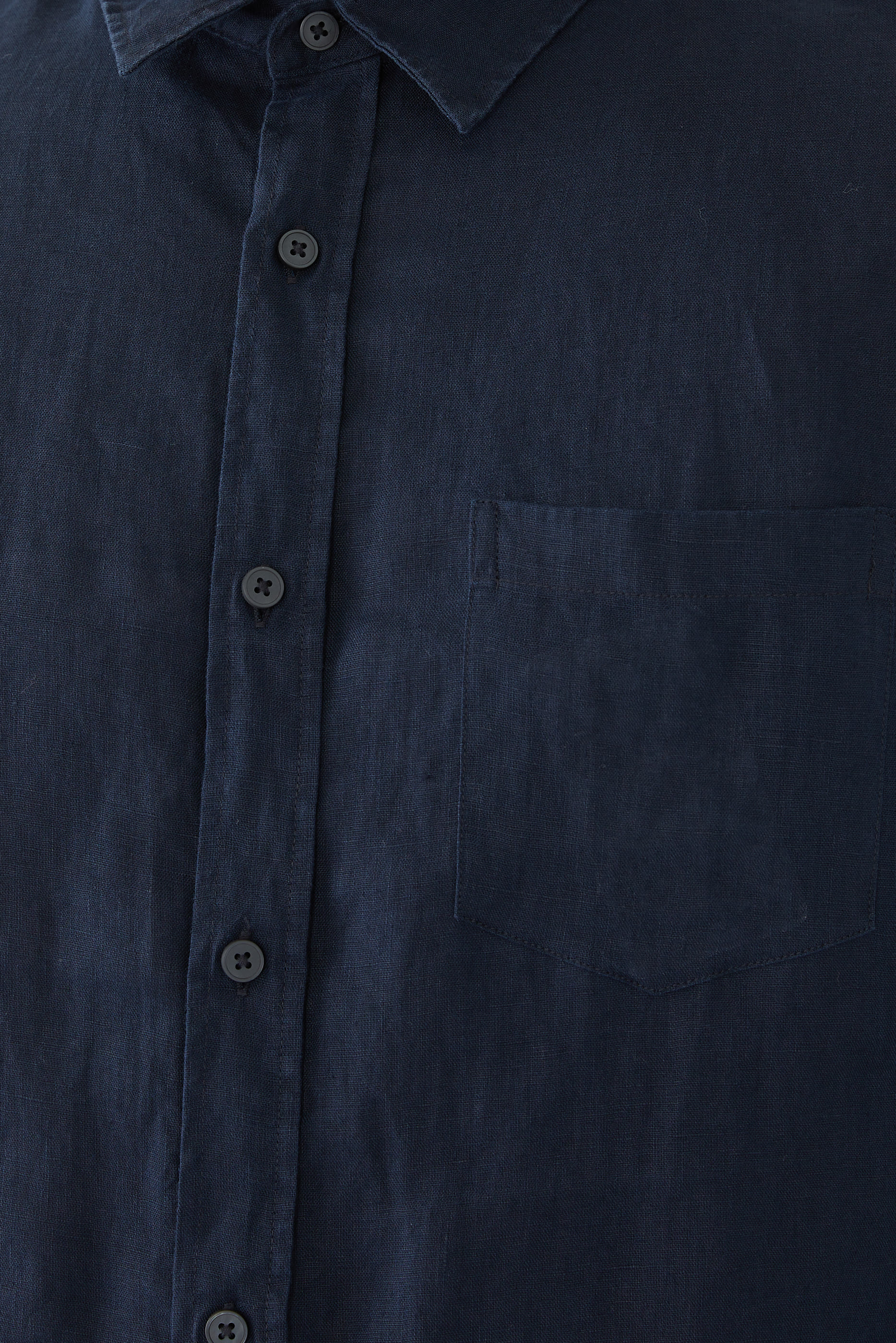 قميص بأكمام طويلة كتان