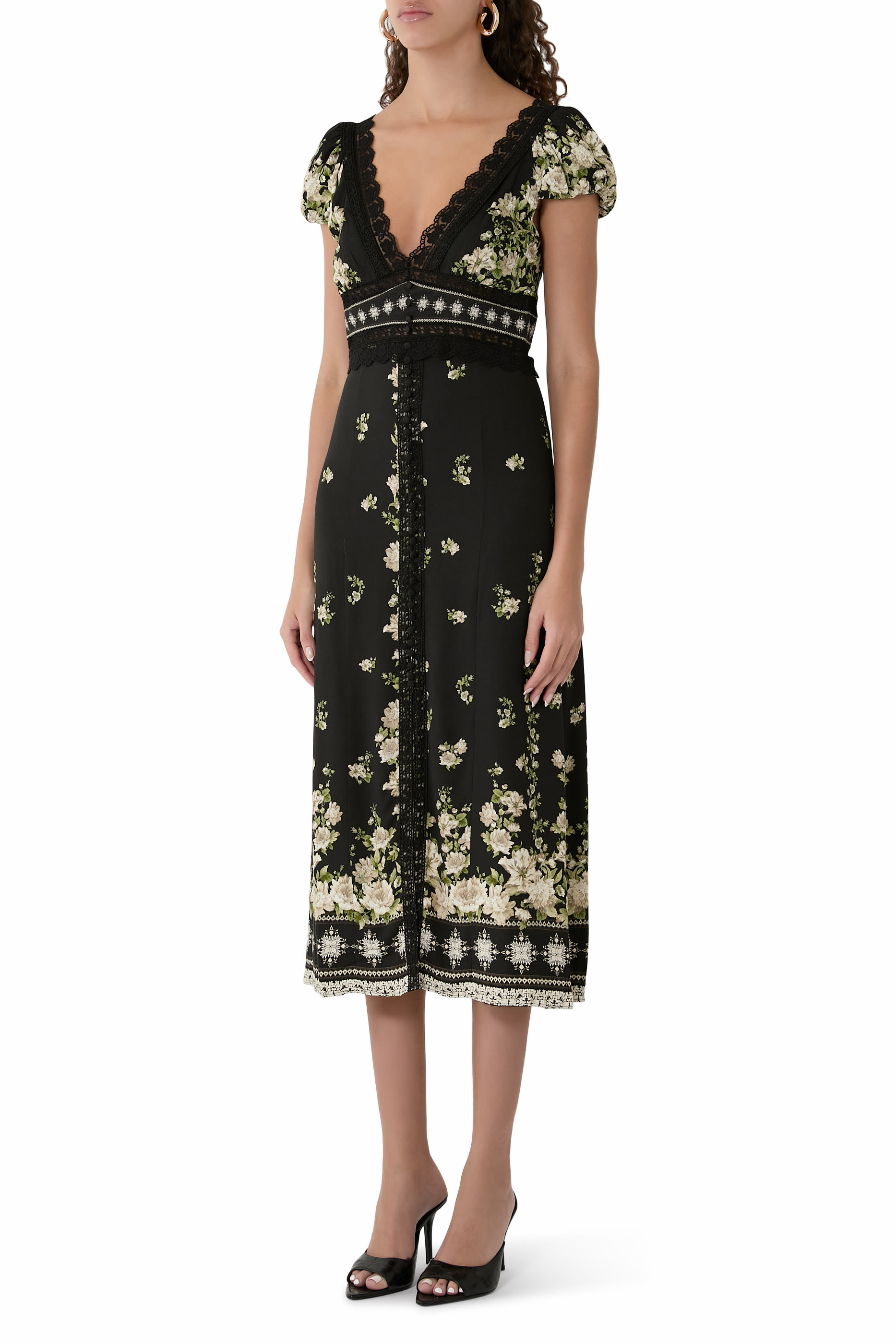 فستان متوسط الطول بنقشة ورود