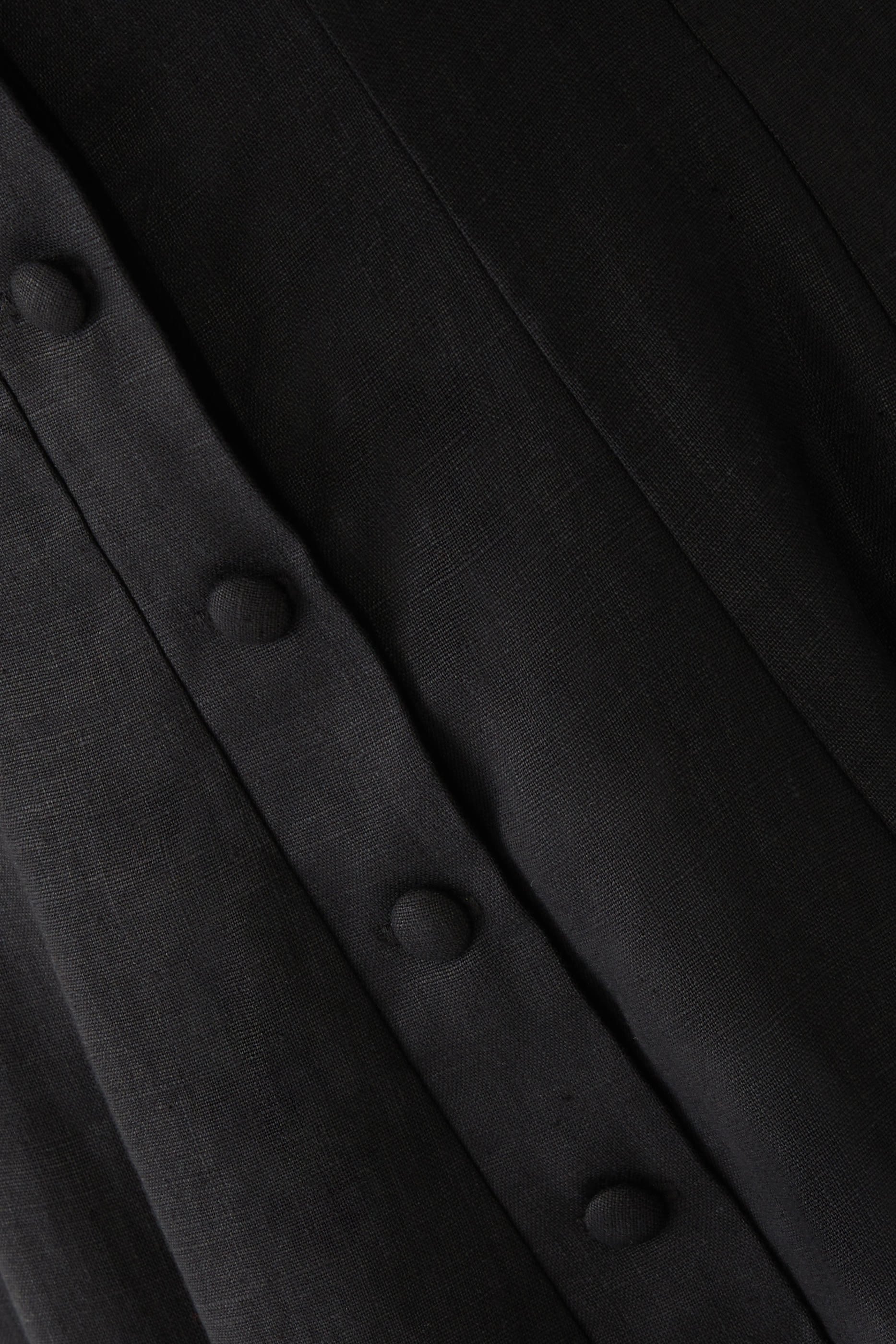 فستان كوربيير متوسط الطول بطيات كتان فستان كوربيير متوسط الطول بطيات كتان