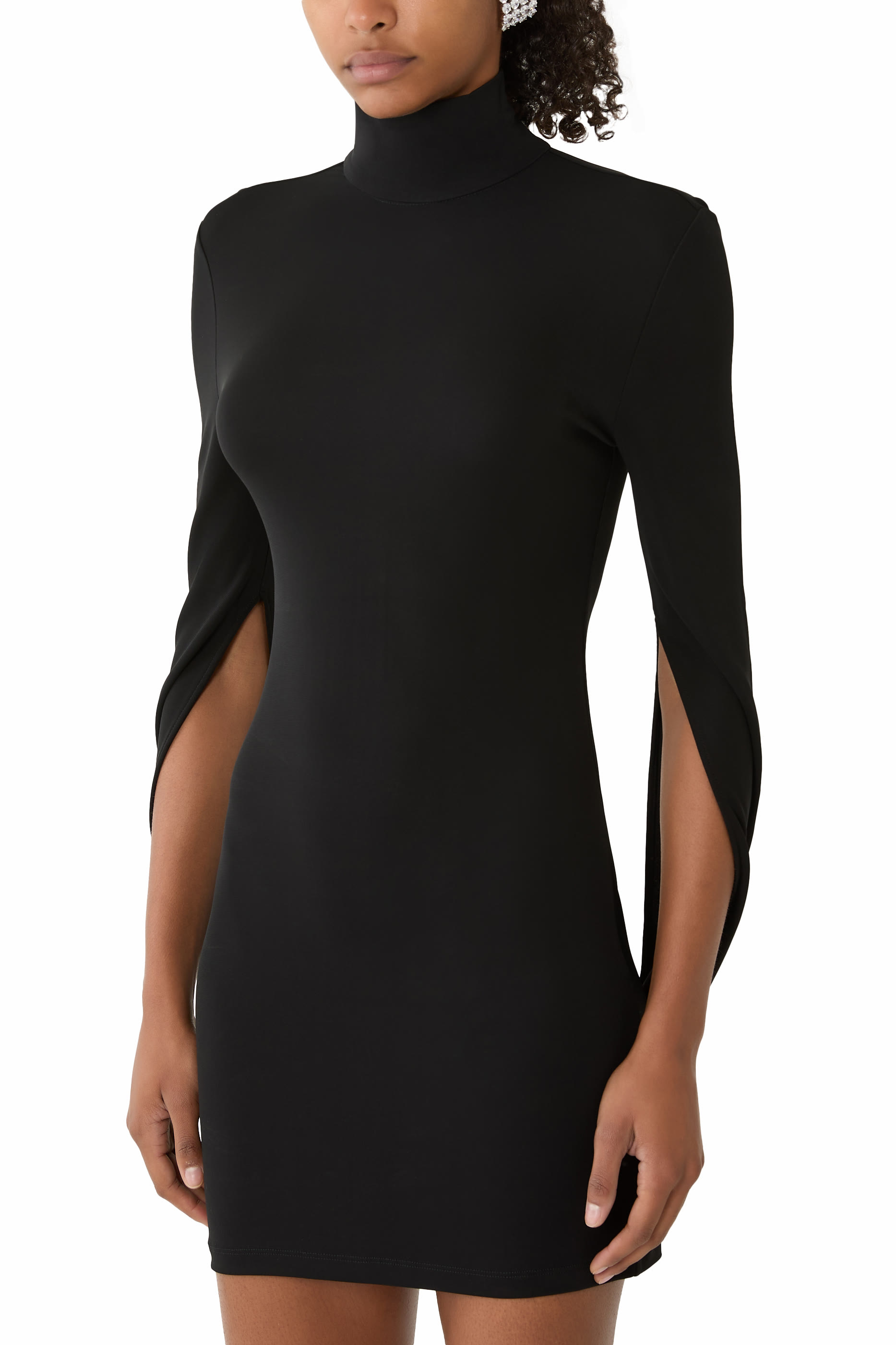 فستان قصير درابيه بتصميم غير متماثل