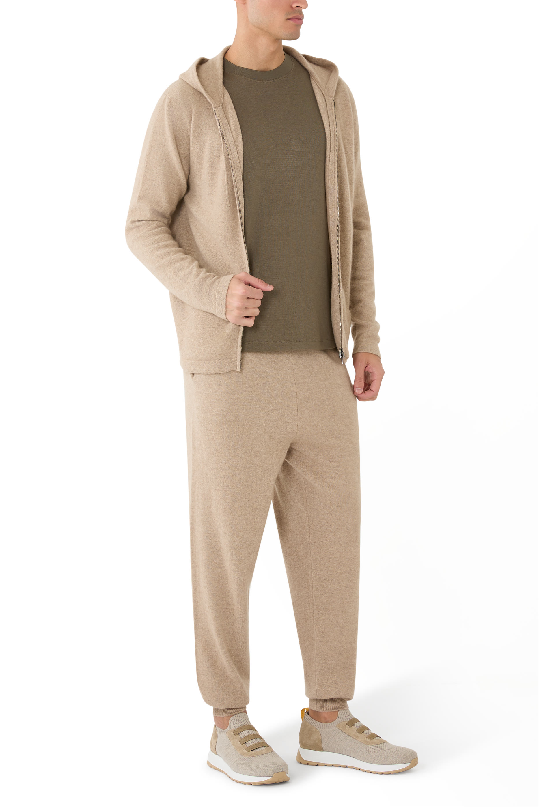 سنيكرز صوف وجلد