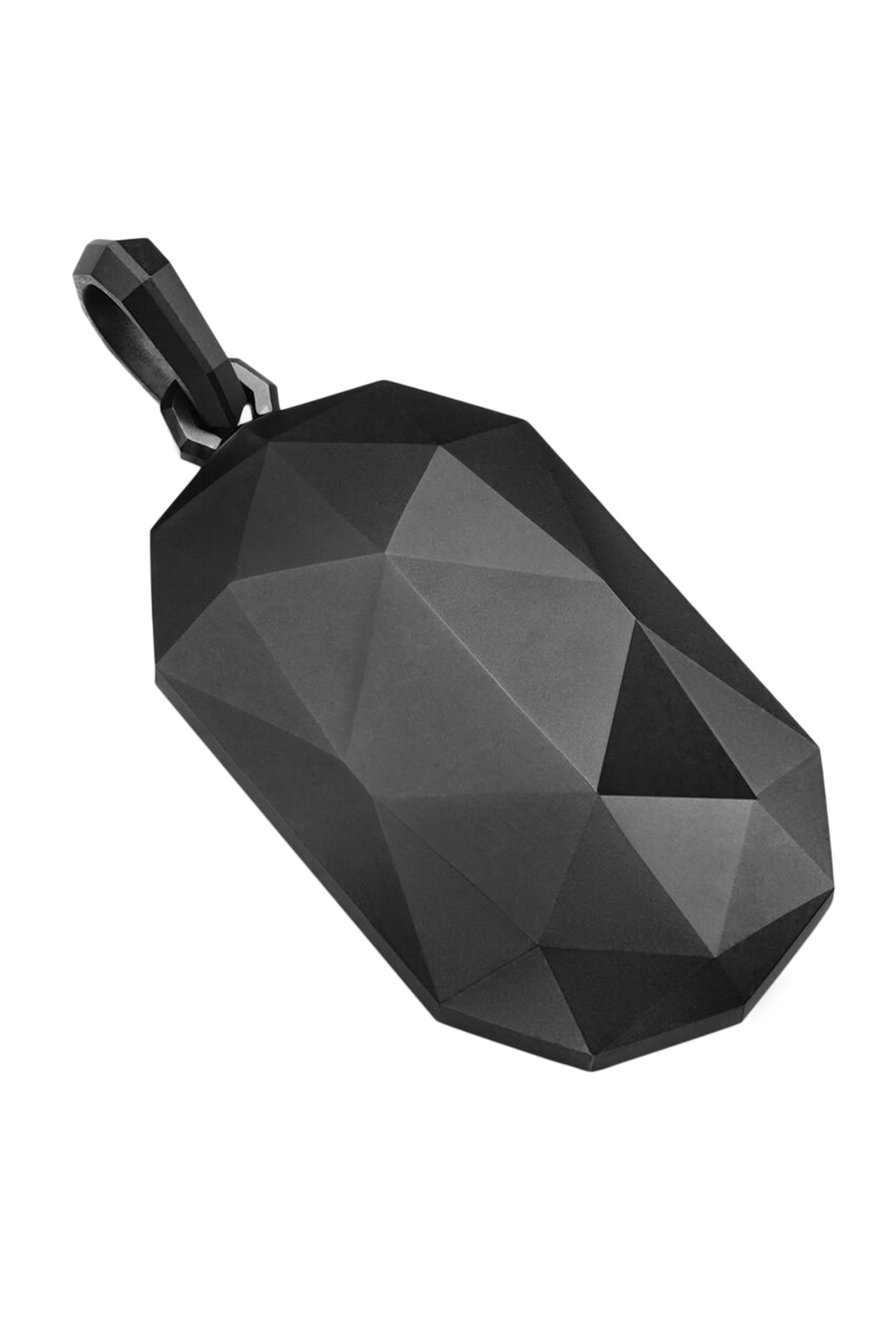 تميمة متعددة الأوجه، تيتانيوم