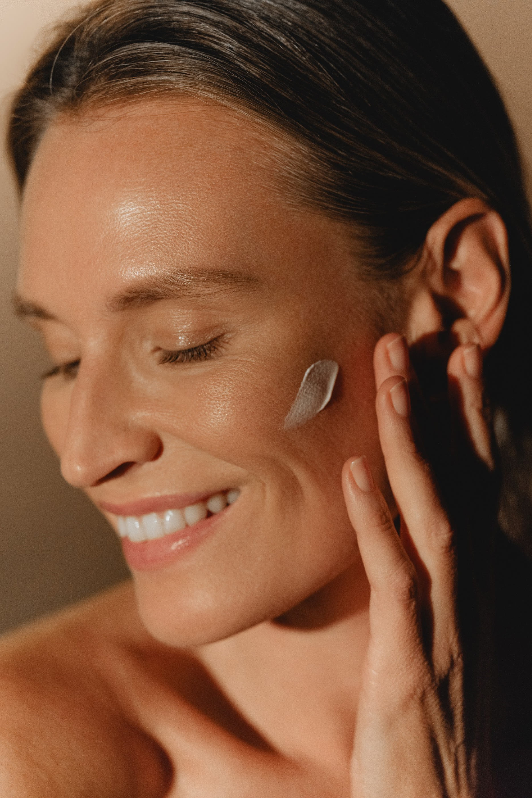 كريم واقي سونليا لمحاربة علامات التقدم في السن بعامل حماية SPF 30