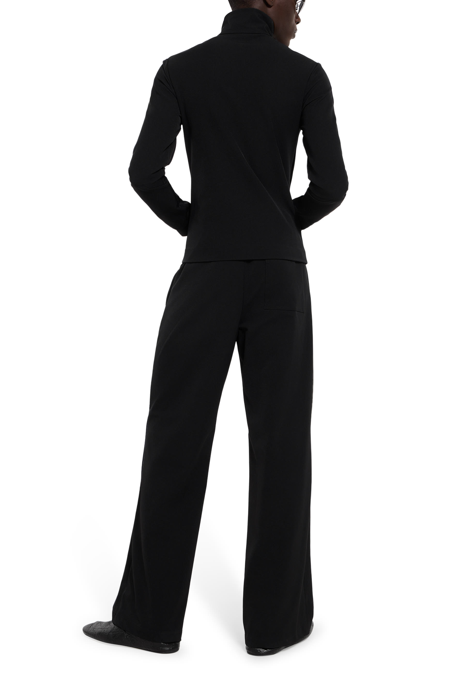 جاكيت بسحاب مطرز بشعار كريست