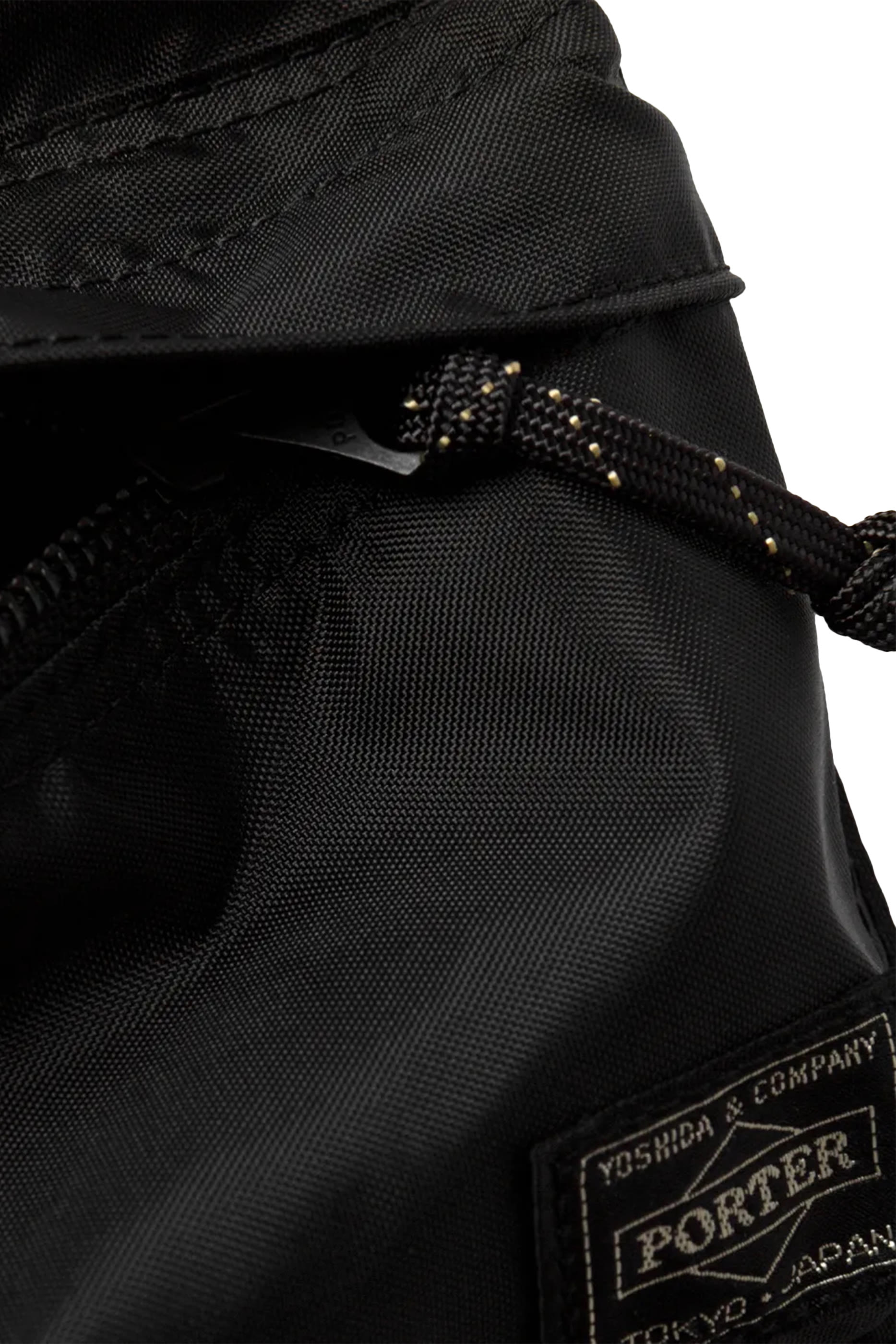 حقيبة كتف صغيرة فورس