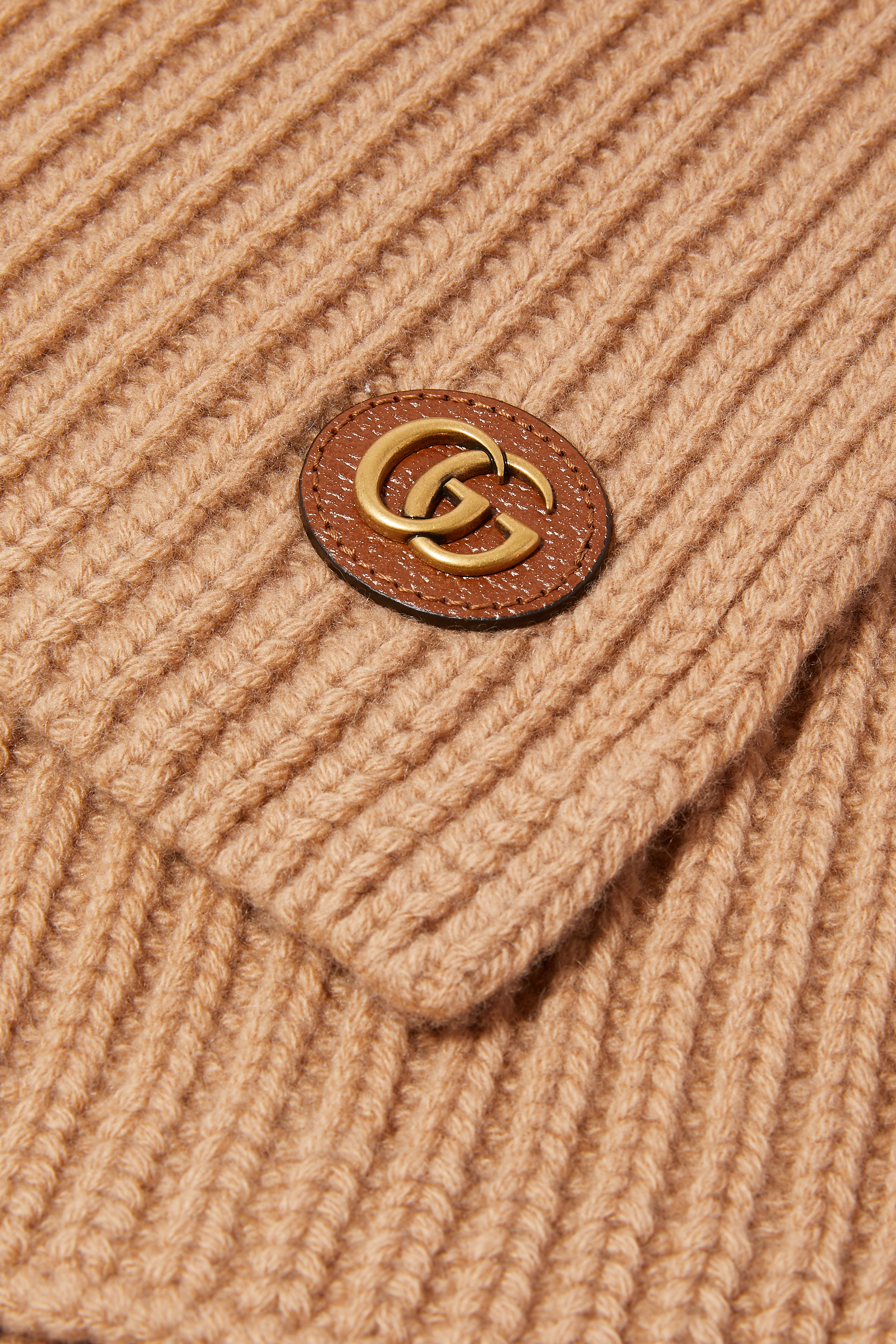 وشاح صوف منسوج