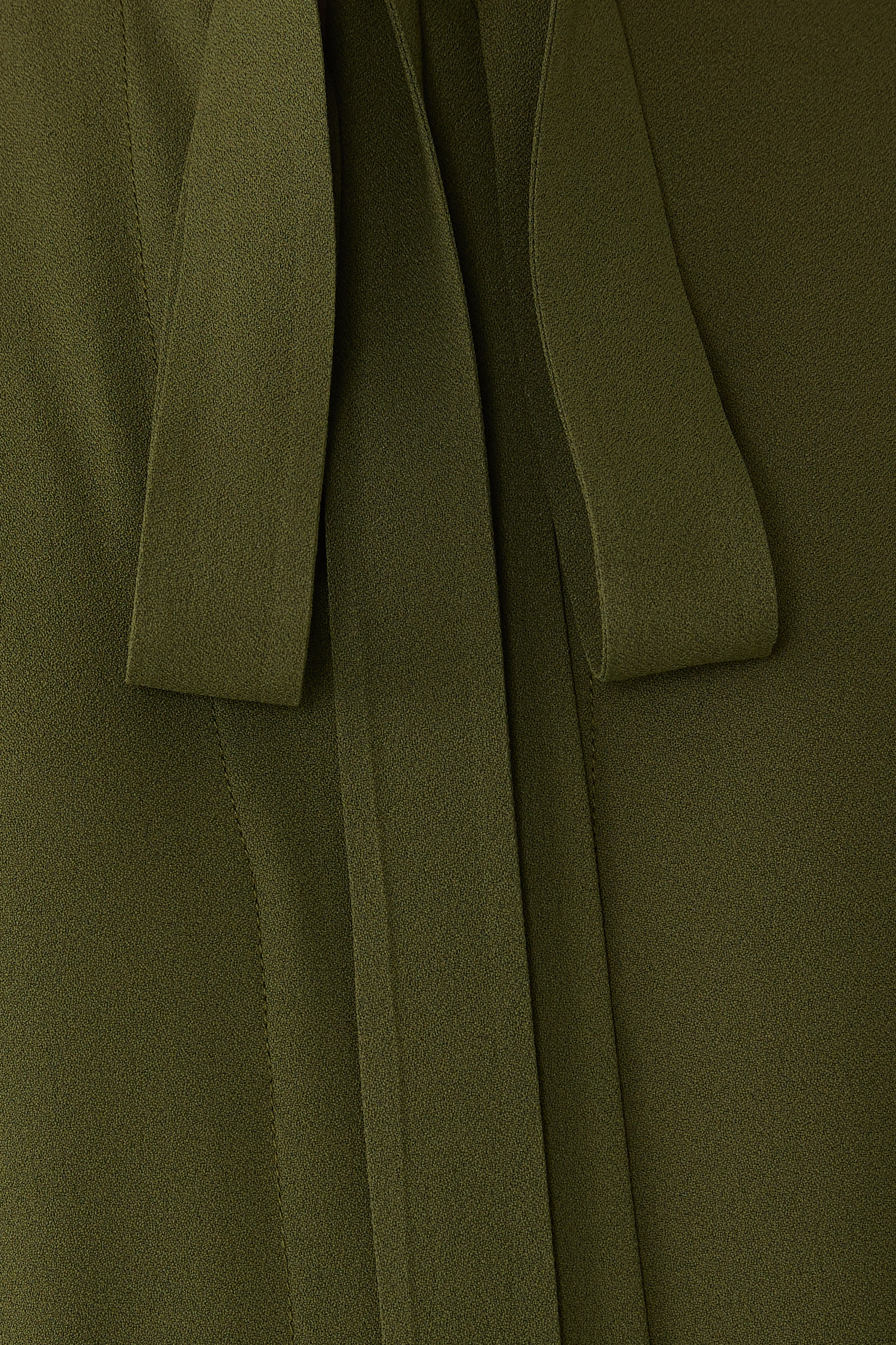 فستان سابل بأكمام طويلة