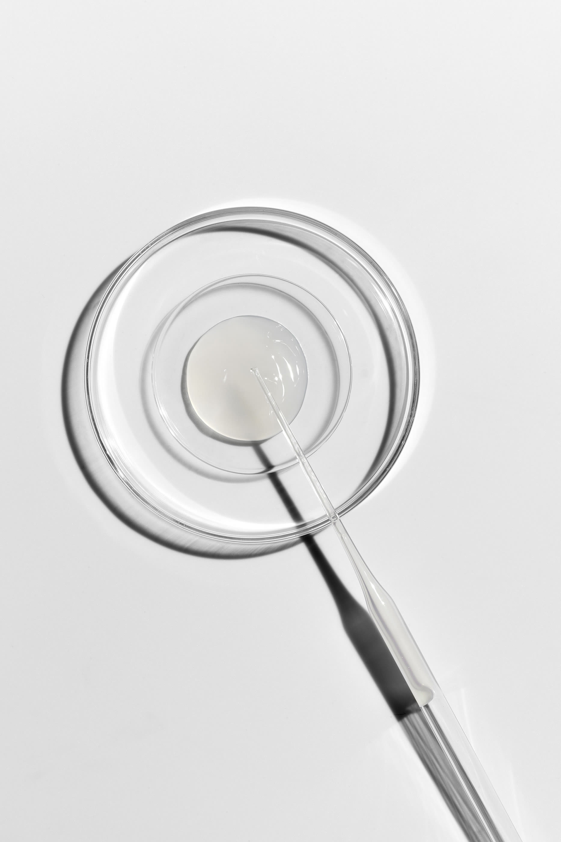 جل لشد البشرة المحيطة للعين بمركب &rlm;NAC Y2&rlm;