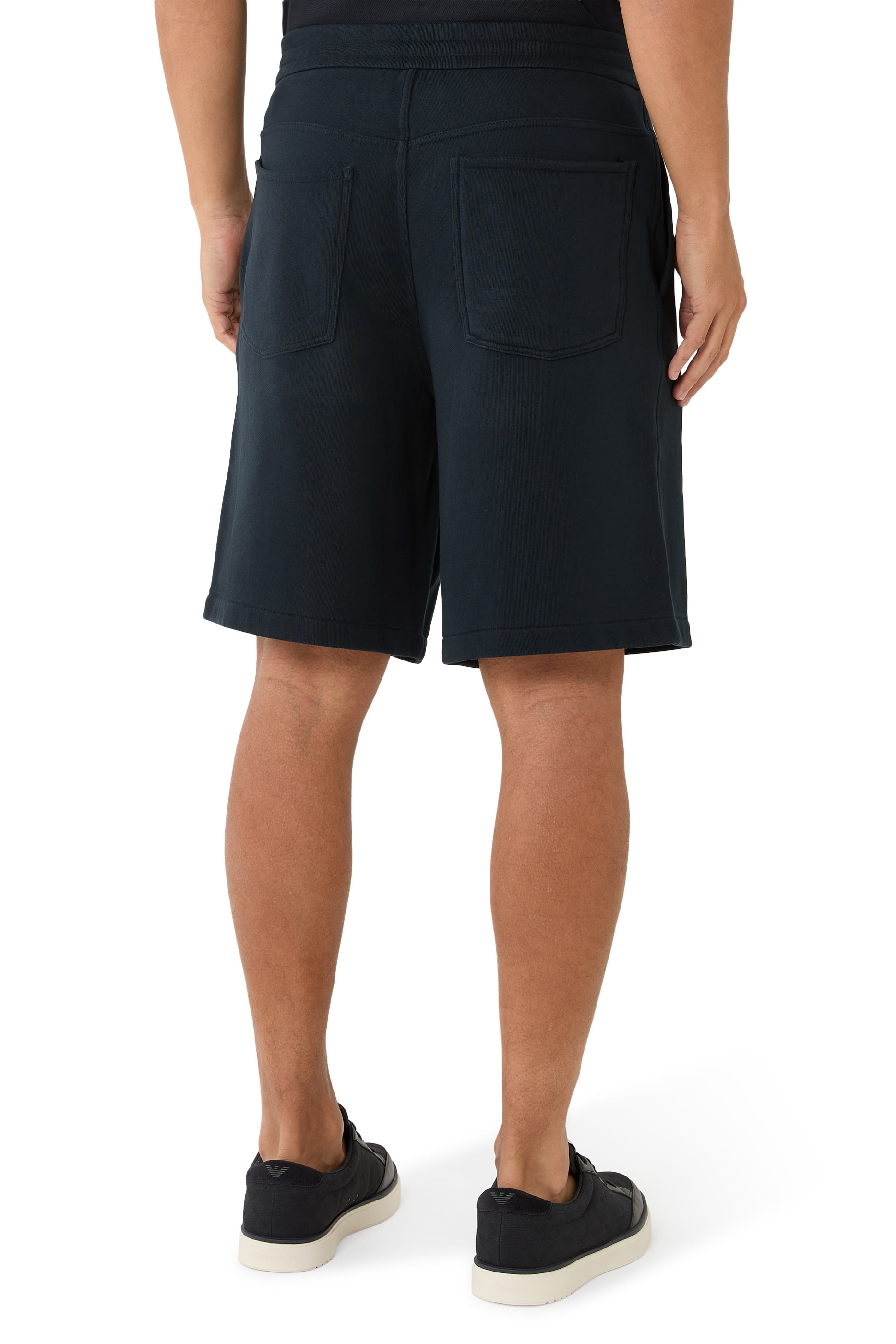 شورت بشعار الماركة تيري فرينتش