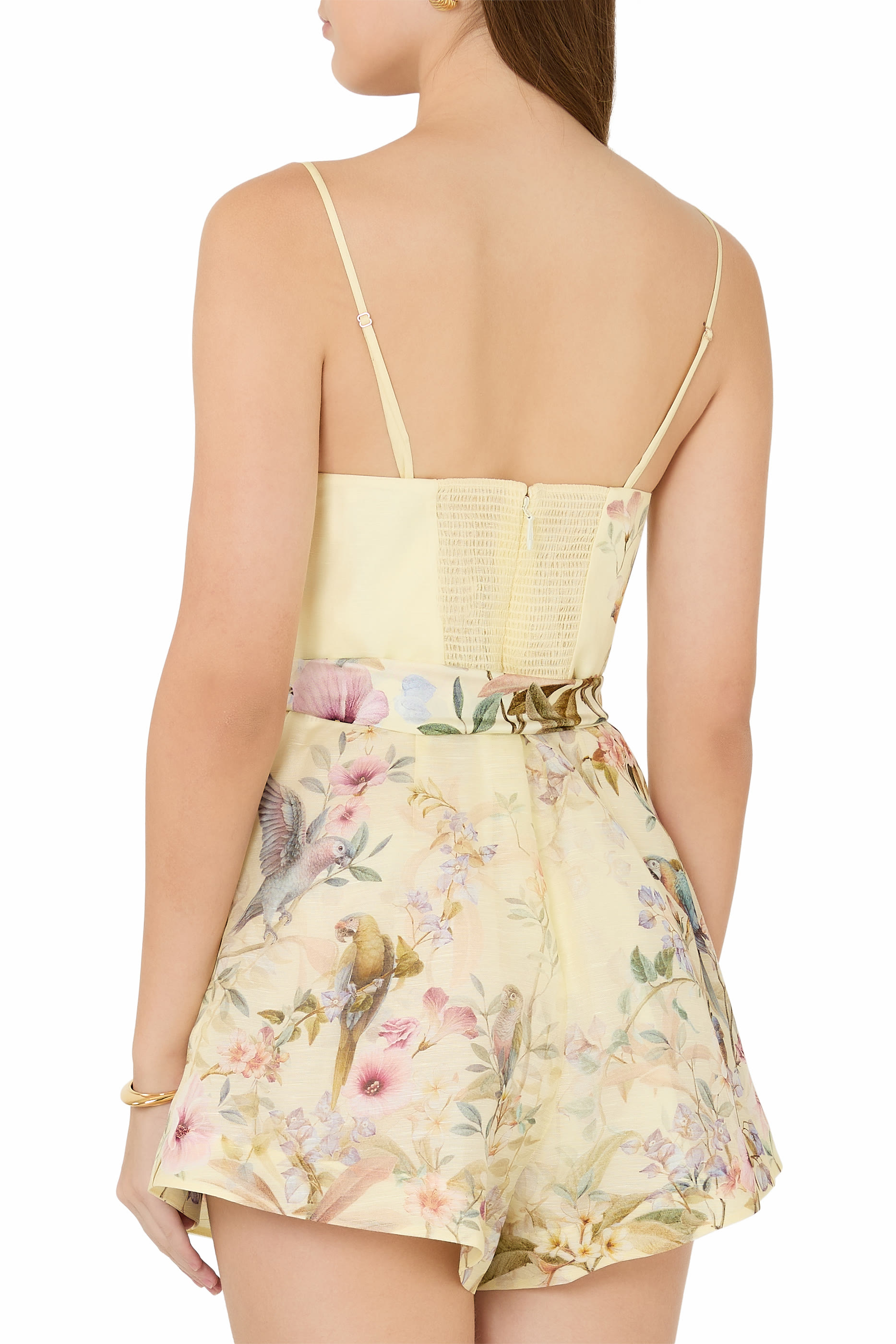 بلاي سوت ريبيليون بقصة ضيقة