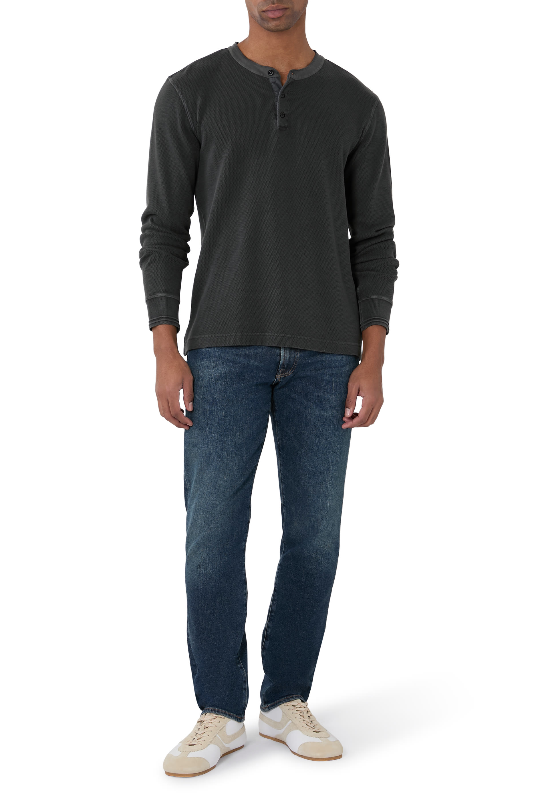 تيشيرت هنلي بثلاثة أزرار وافل