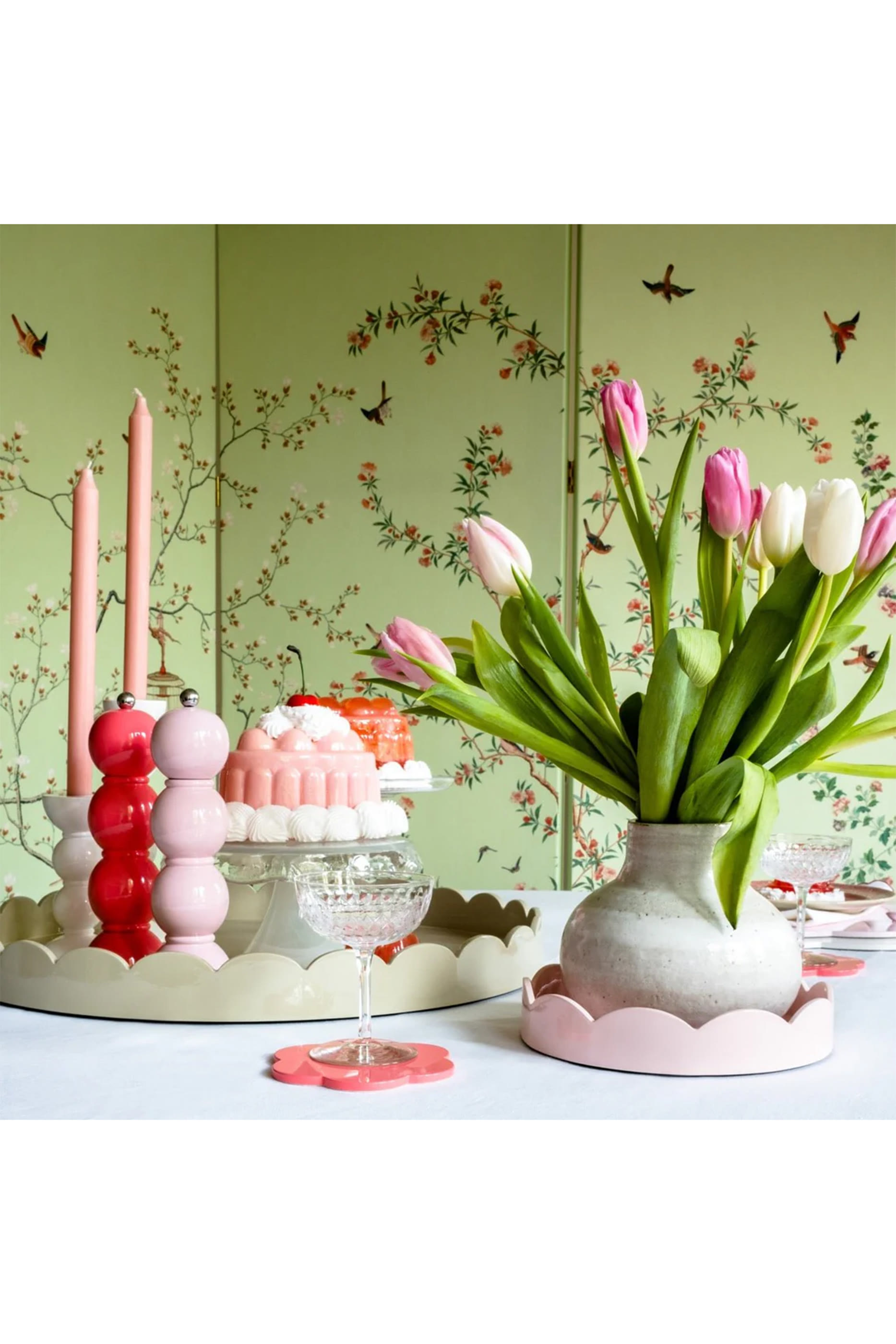 طقم قواعد أكواب بحواف صدفية