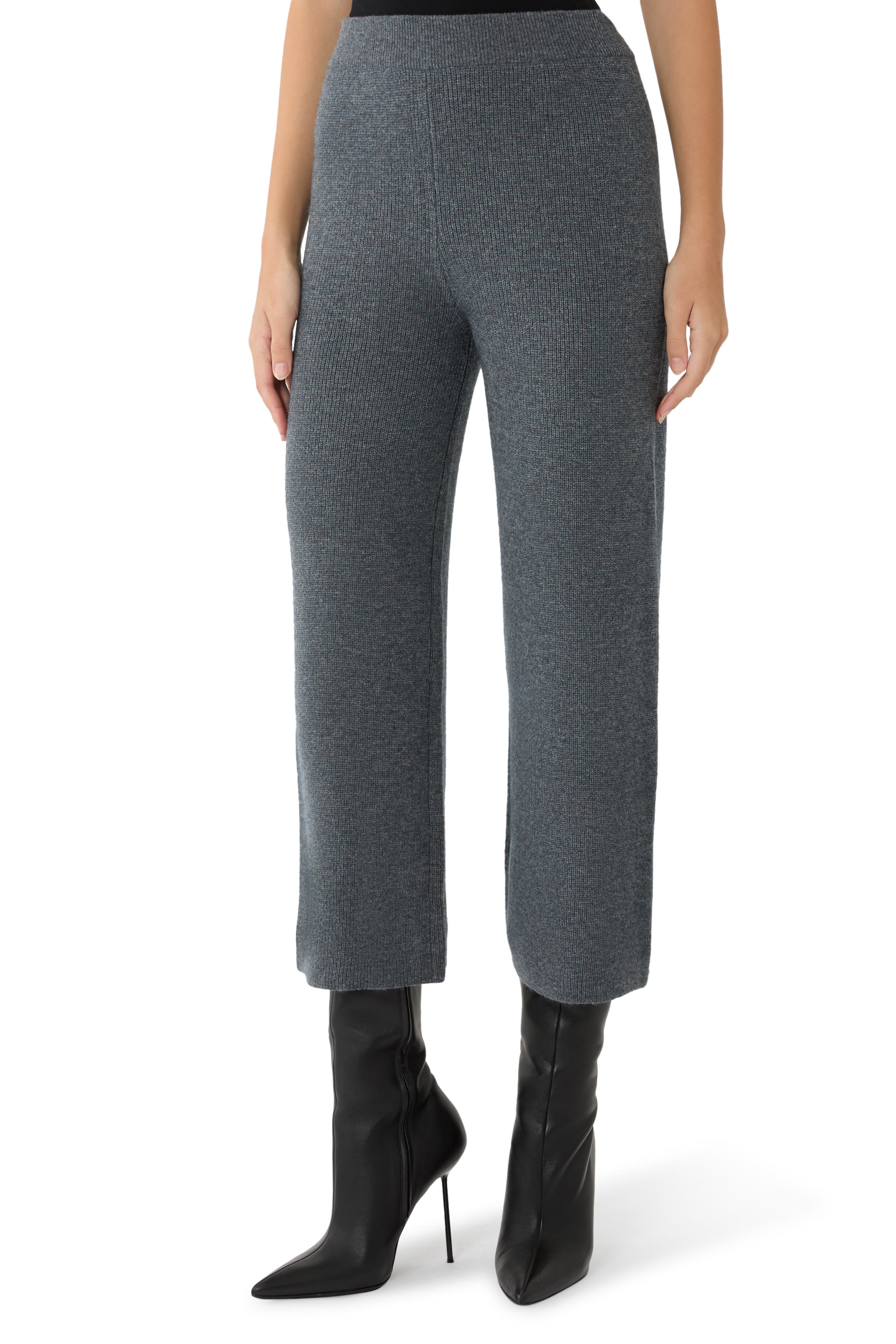 بنطال قصير منسوج