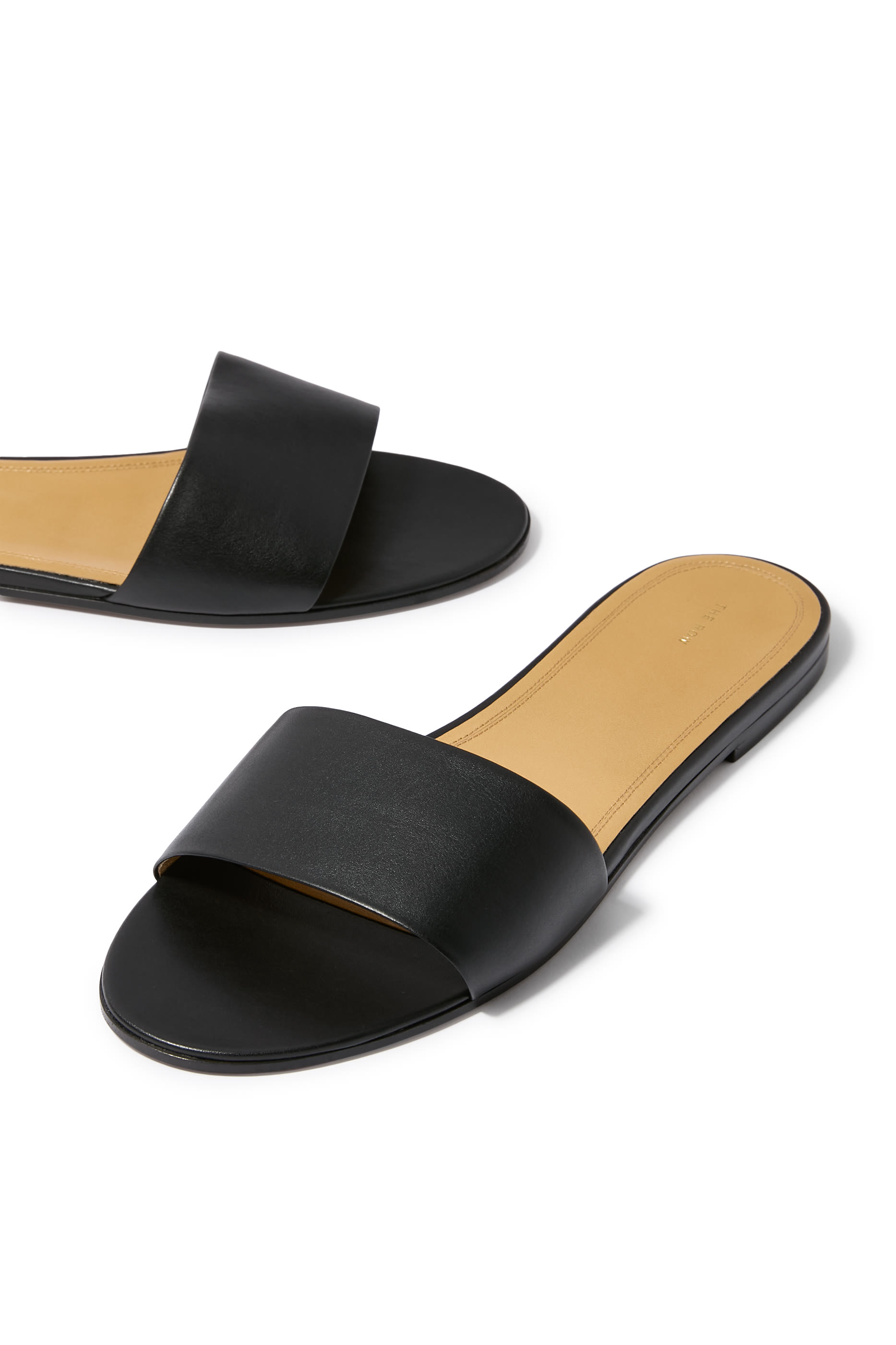 حذاء خفيف سيجنوم