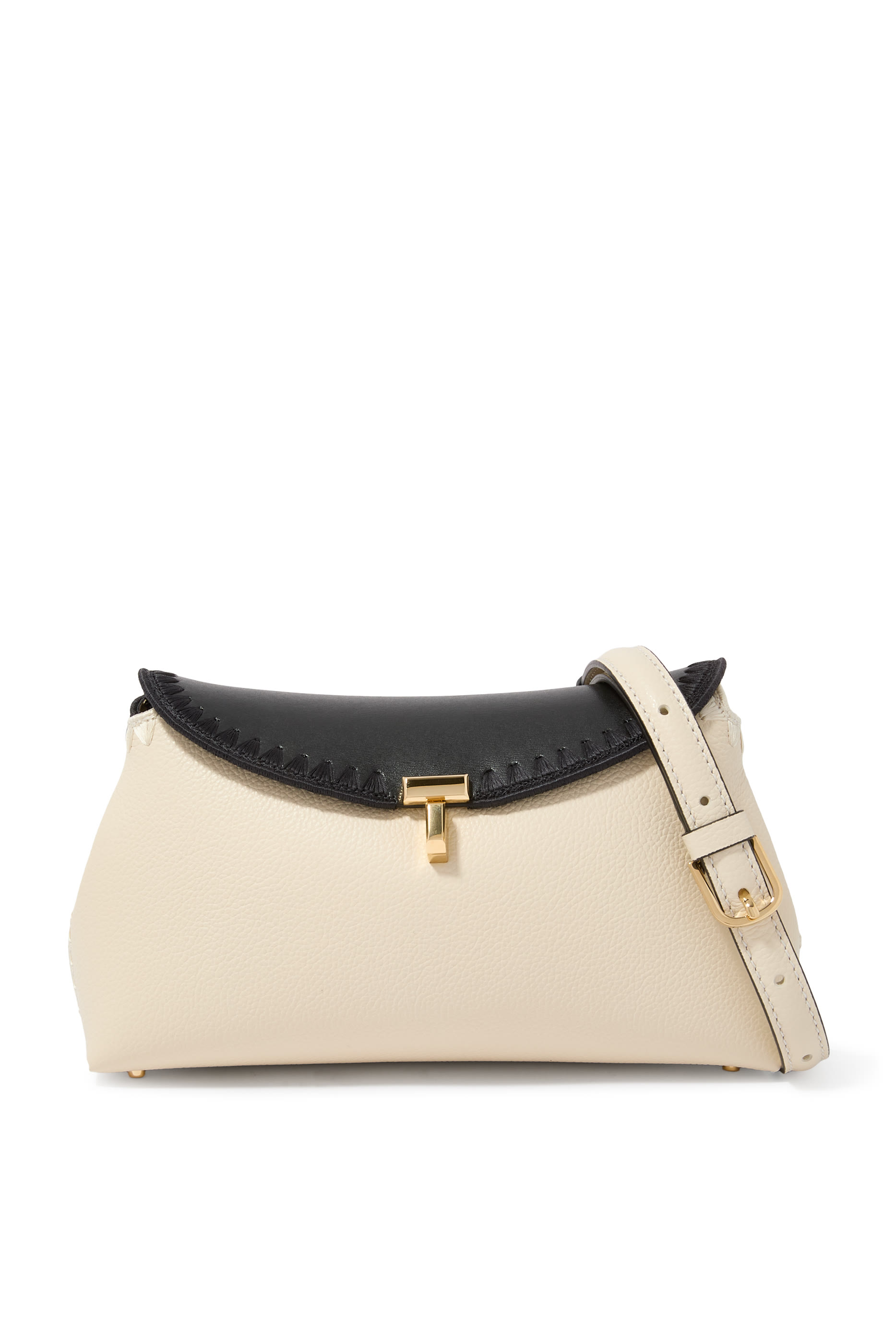 كلاتش بقفل بتصميم حرف T وتطريزات جلد