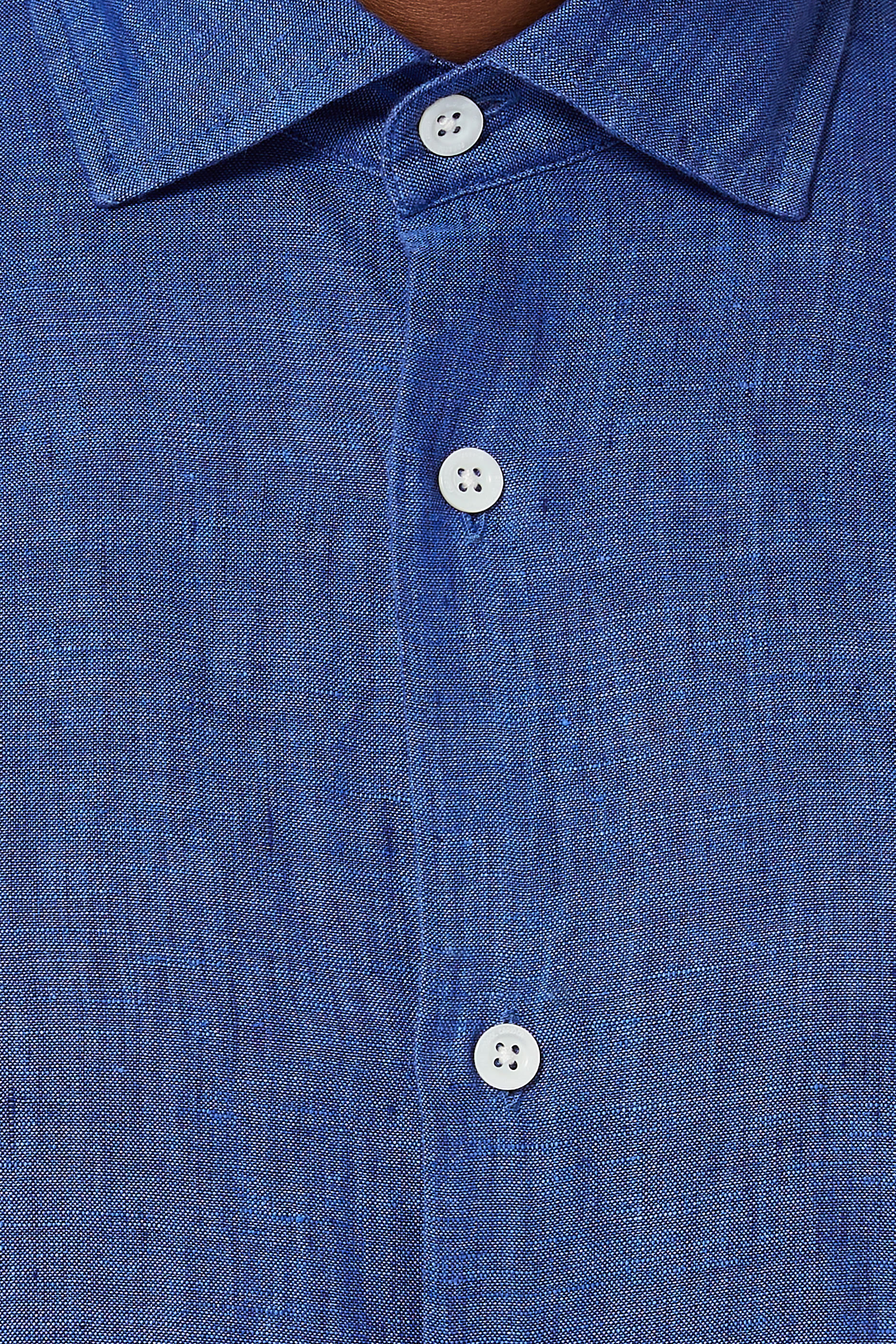 قميص كتان بأكمام طويلة