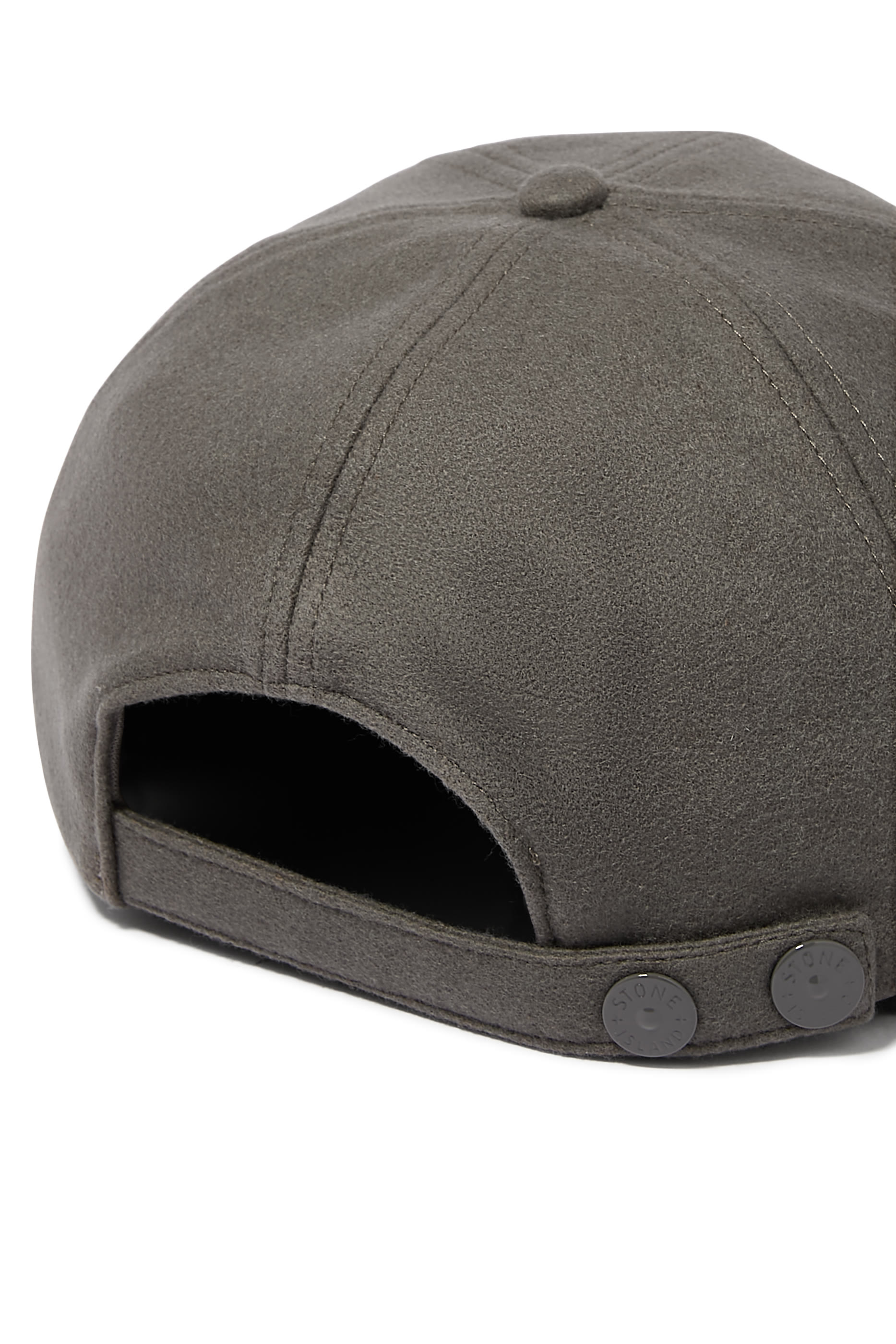 كاب بيسبول مزين برقعة شعار الماركة