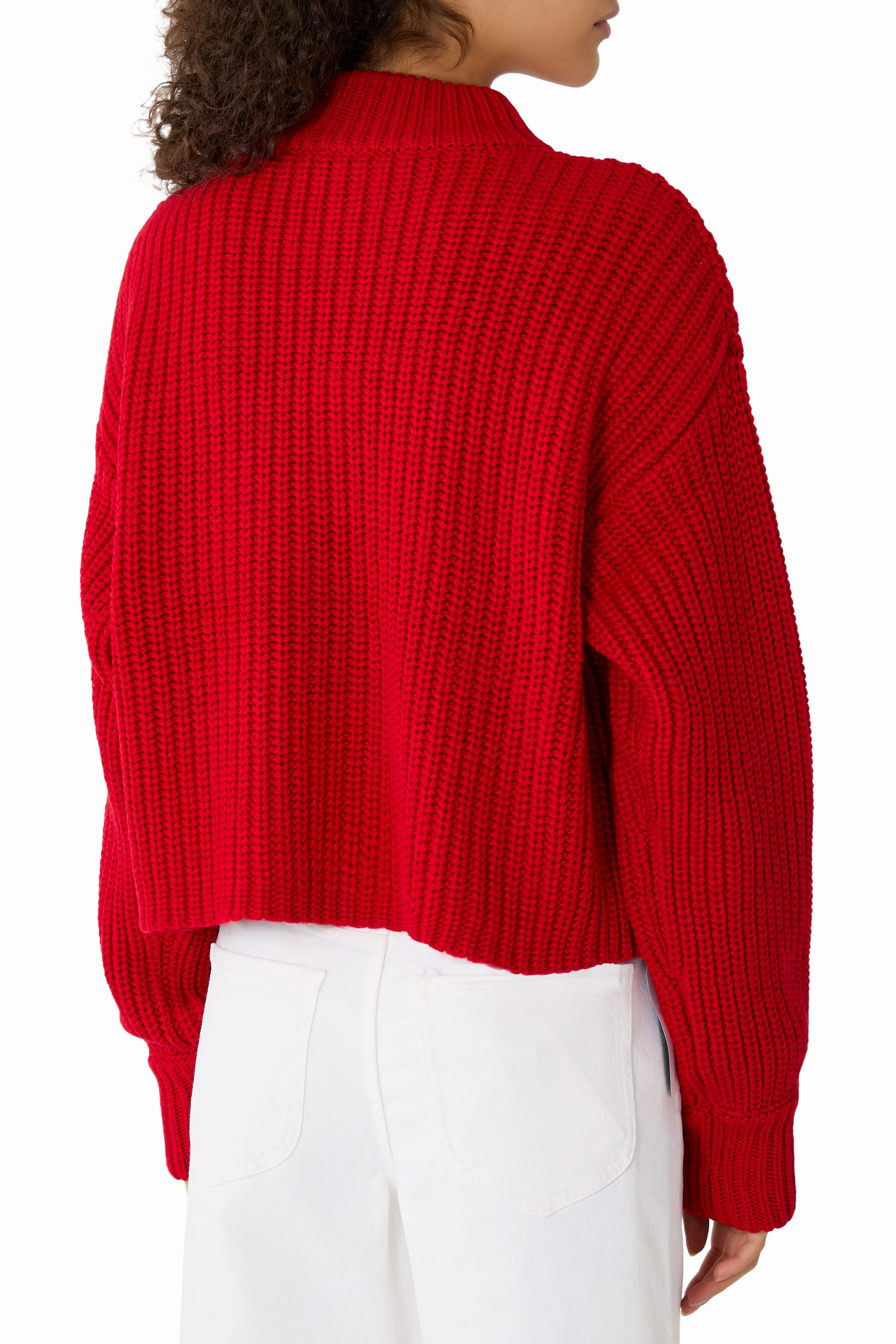 كنزة منسوجة بياقة عالية